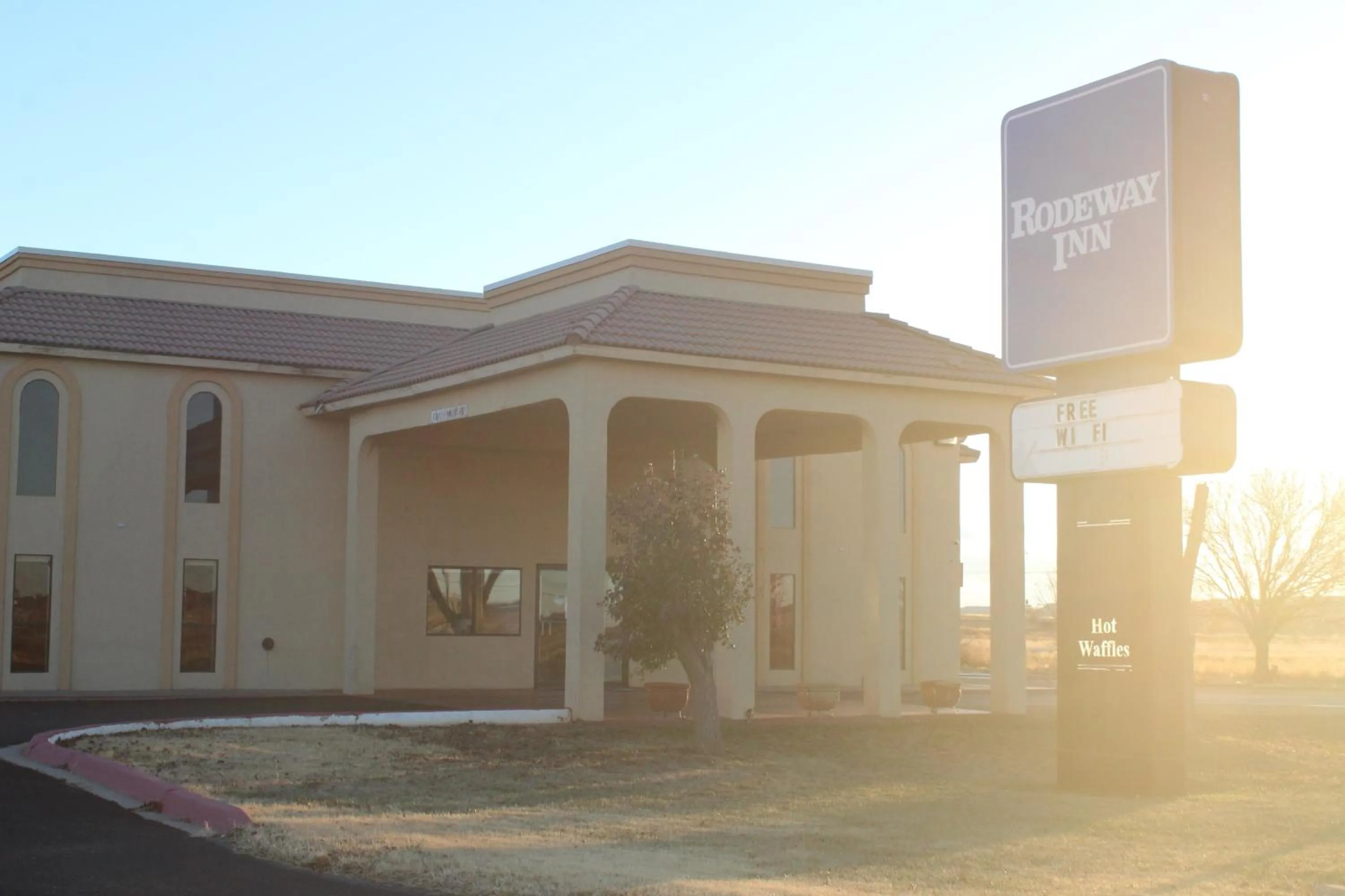 Property building in Rodeway Inn Tucumcari