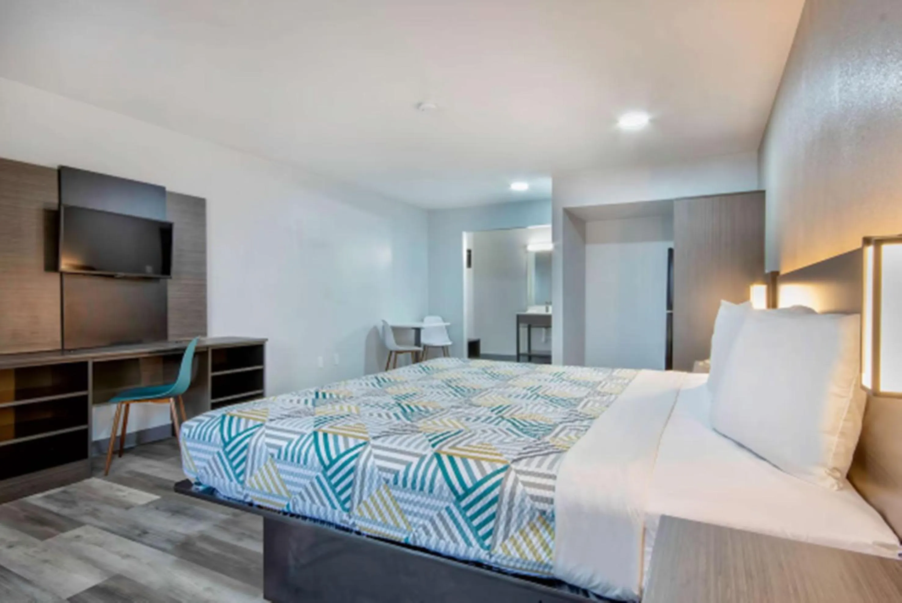 Bedroom, Bed in Motel 6 Texarkana, TX