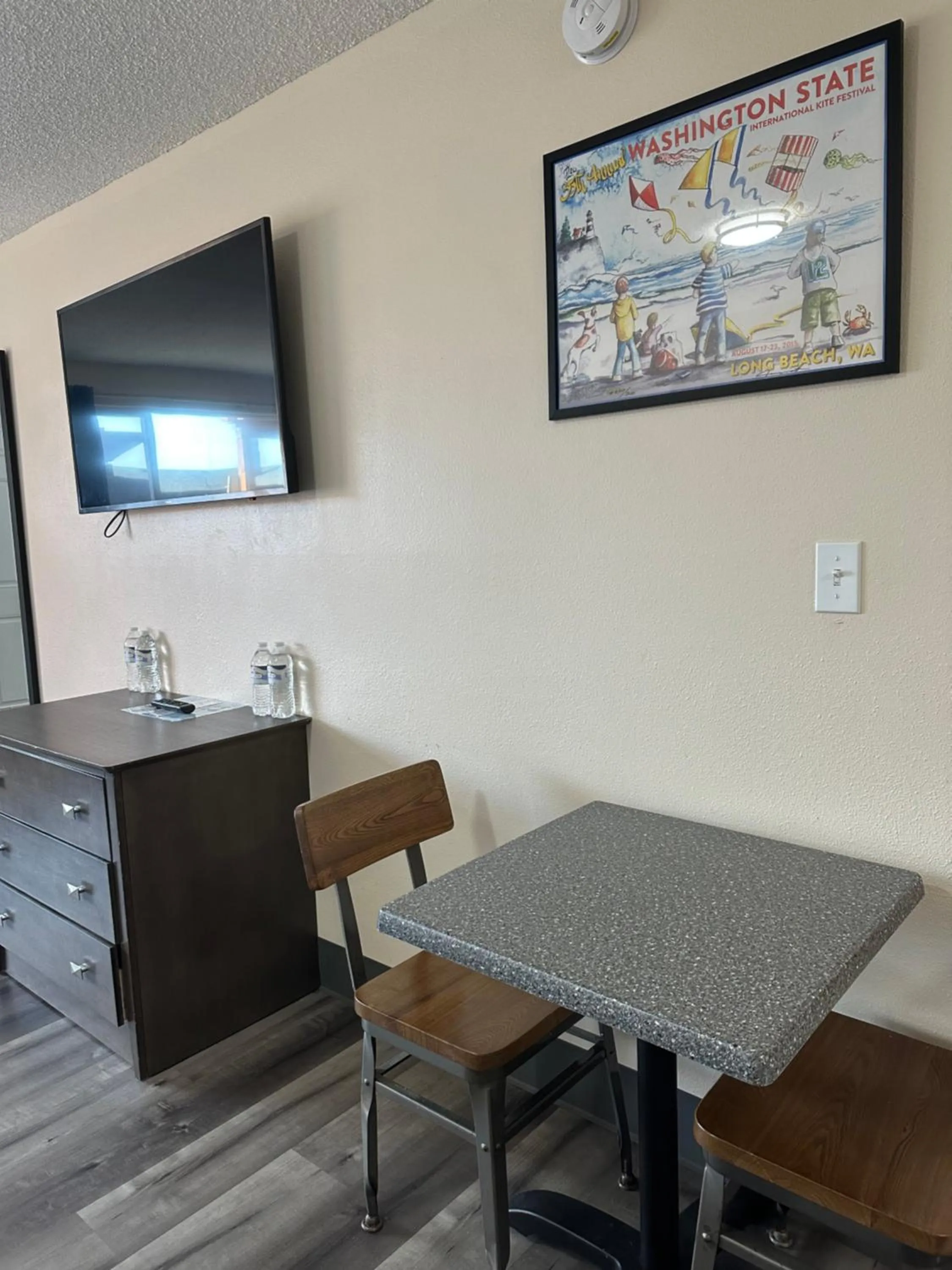 TV and multimedia in Inn at the Sea