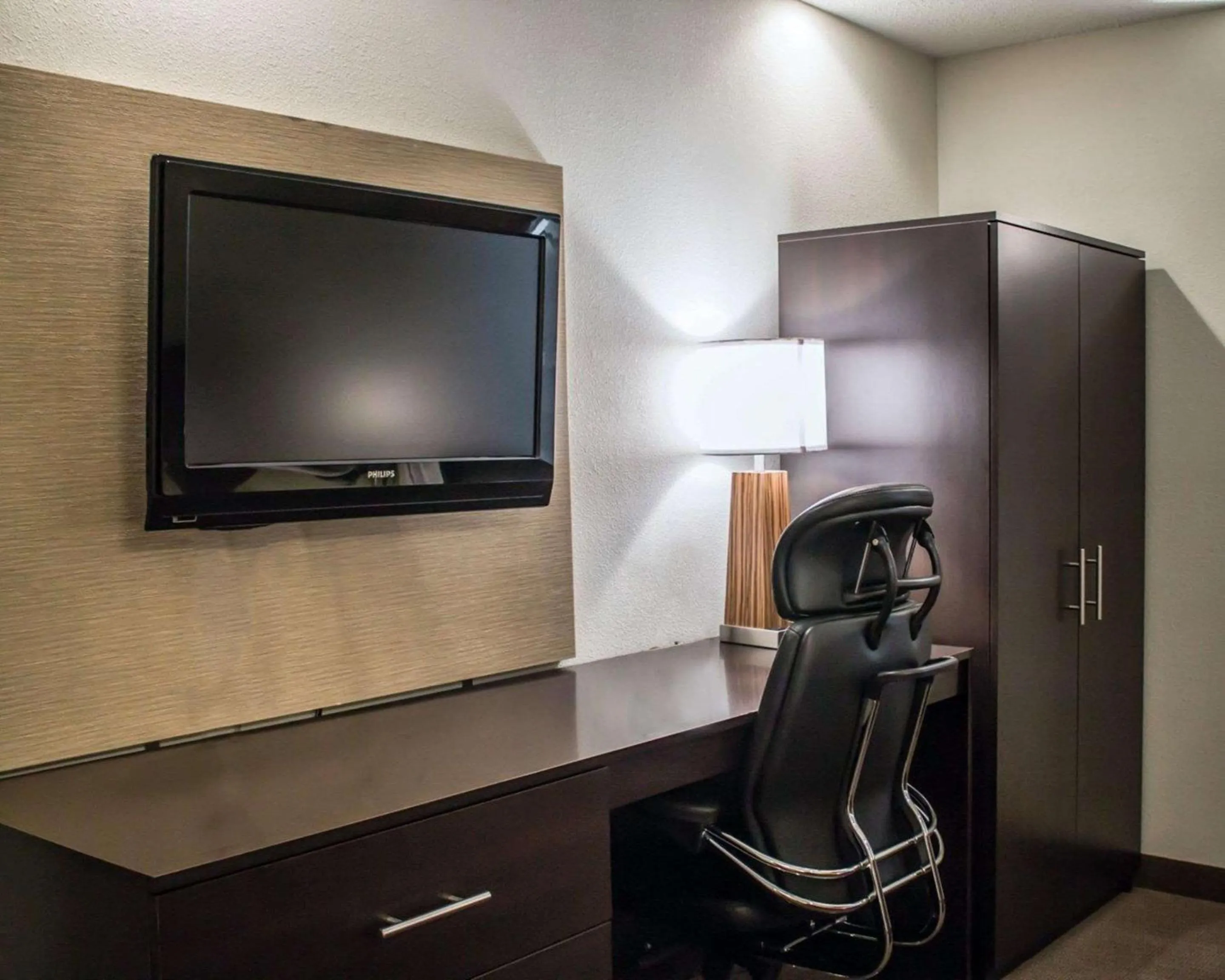 Photo of the whole room in Sleep Inn Summersville - New River Gorge Area