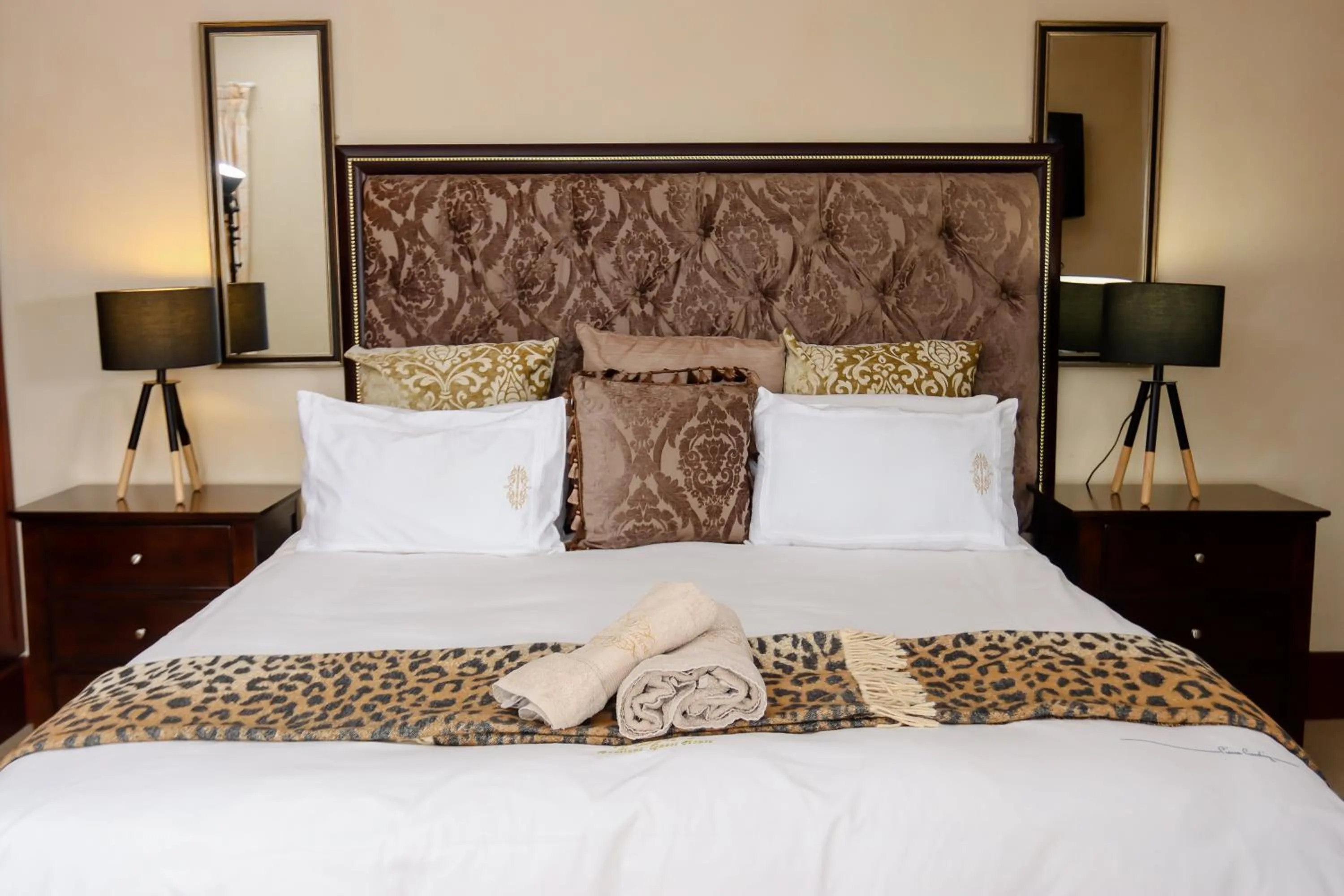 Bed in TDM's Boutique Guest House