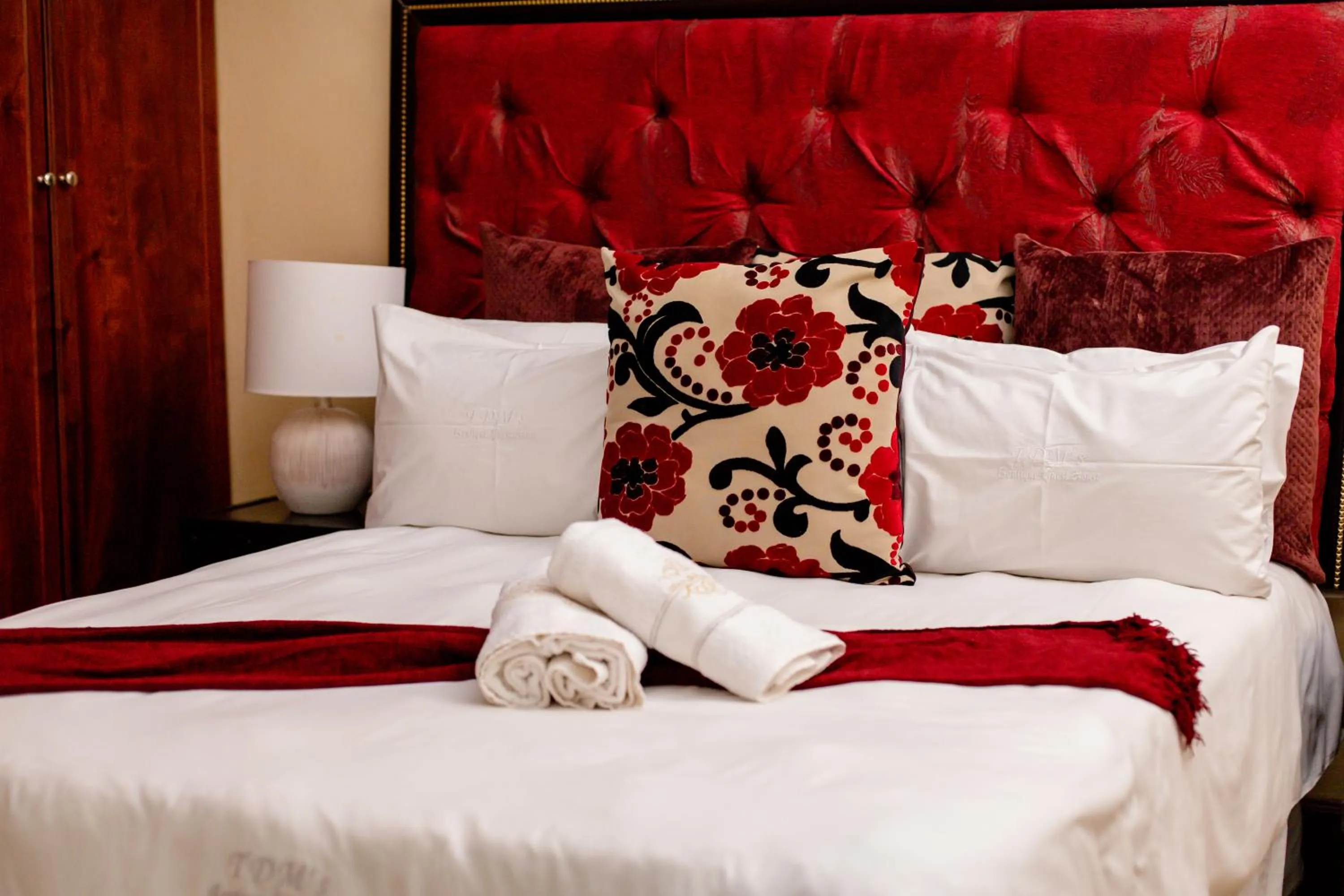 Bed in TDM's Boutique Guest House