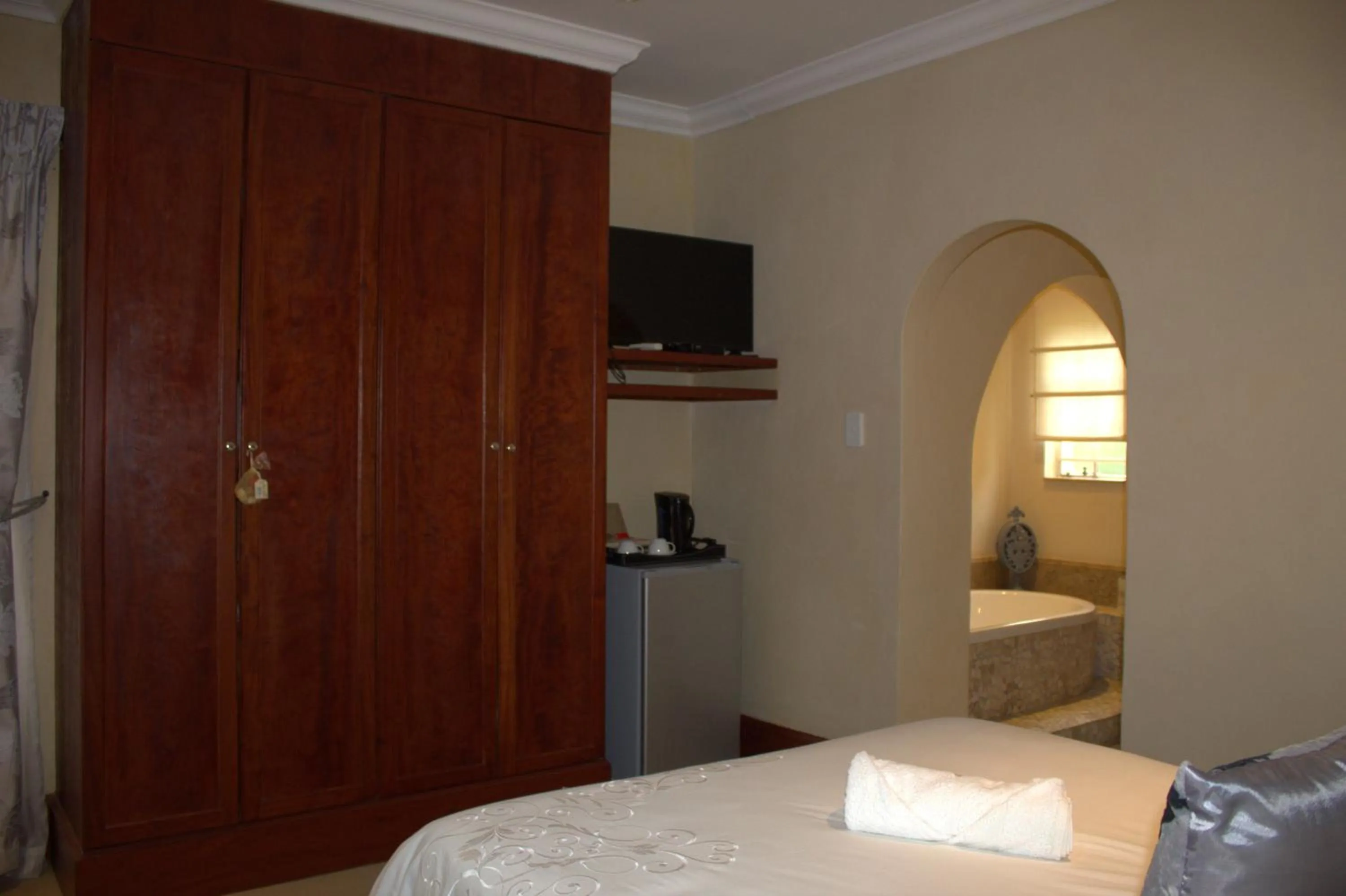 TV and multimedia, Bed in TDM's Boutique Guest House