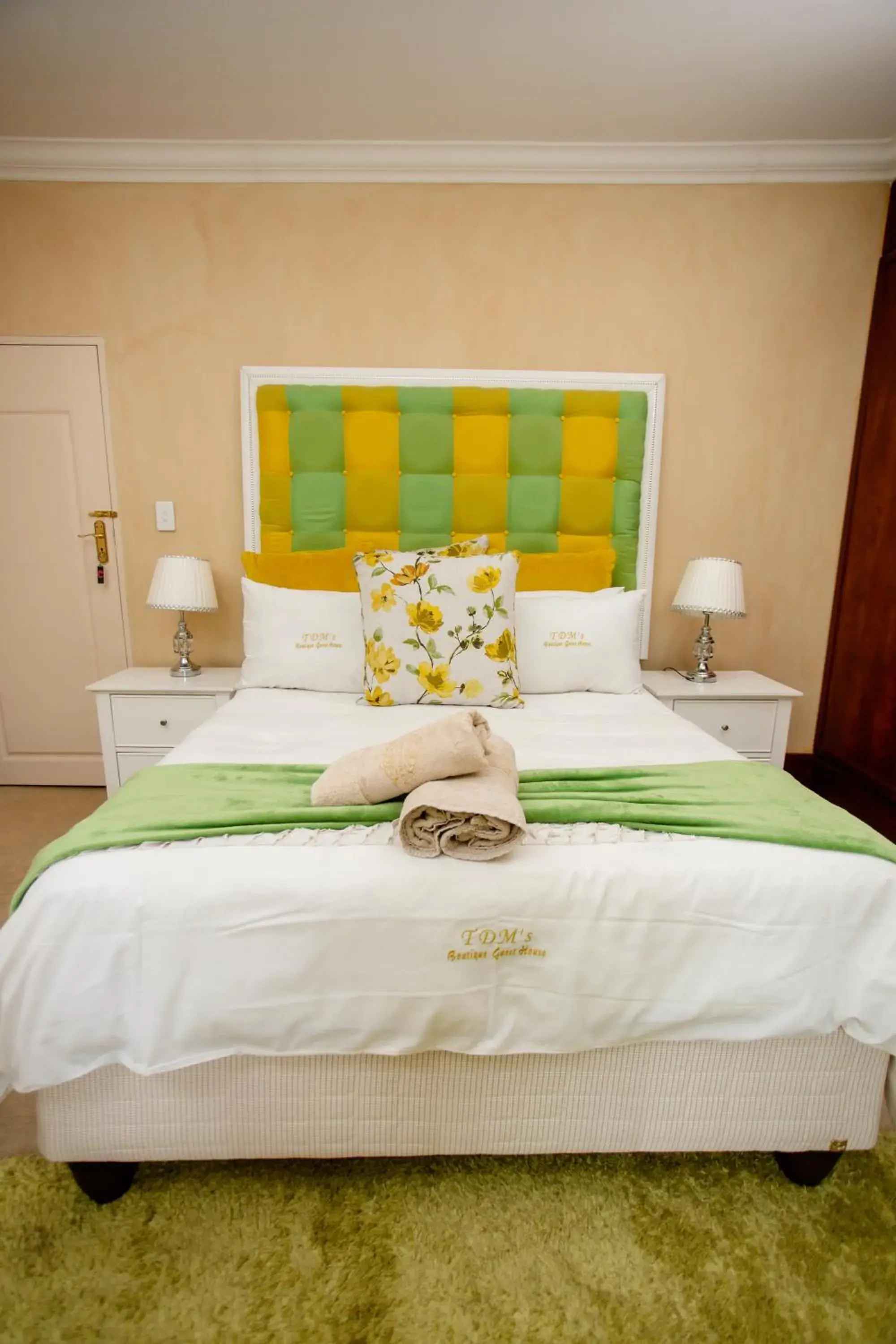 Deluxe Queen Room in TDM's Boutique Guest House Deluxe Queen Room in TDM's Boutique Guest House