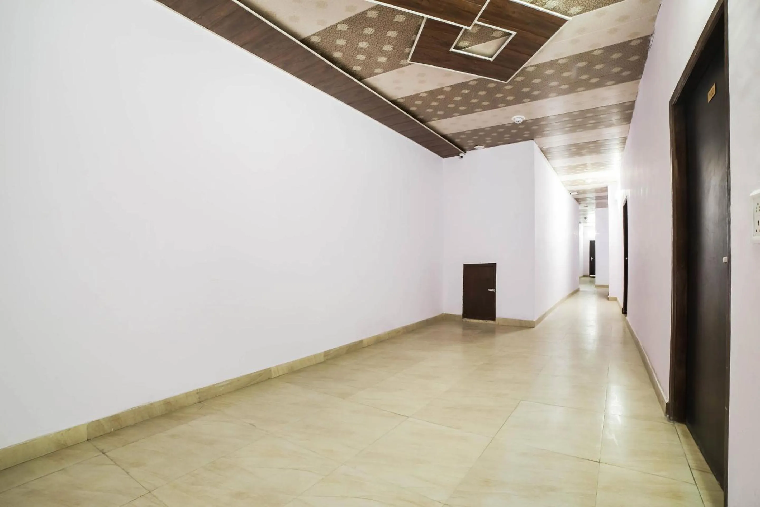 Lobby or reception in OYO Kl Khari Inn