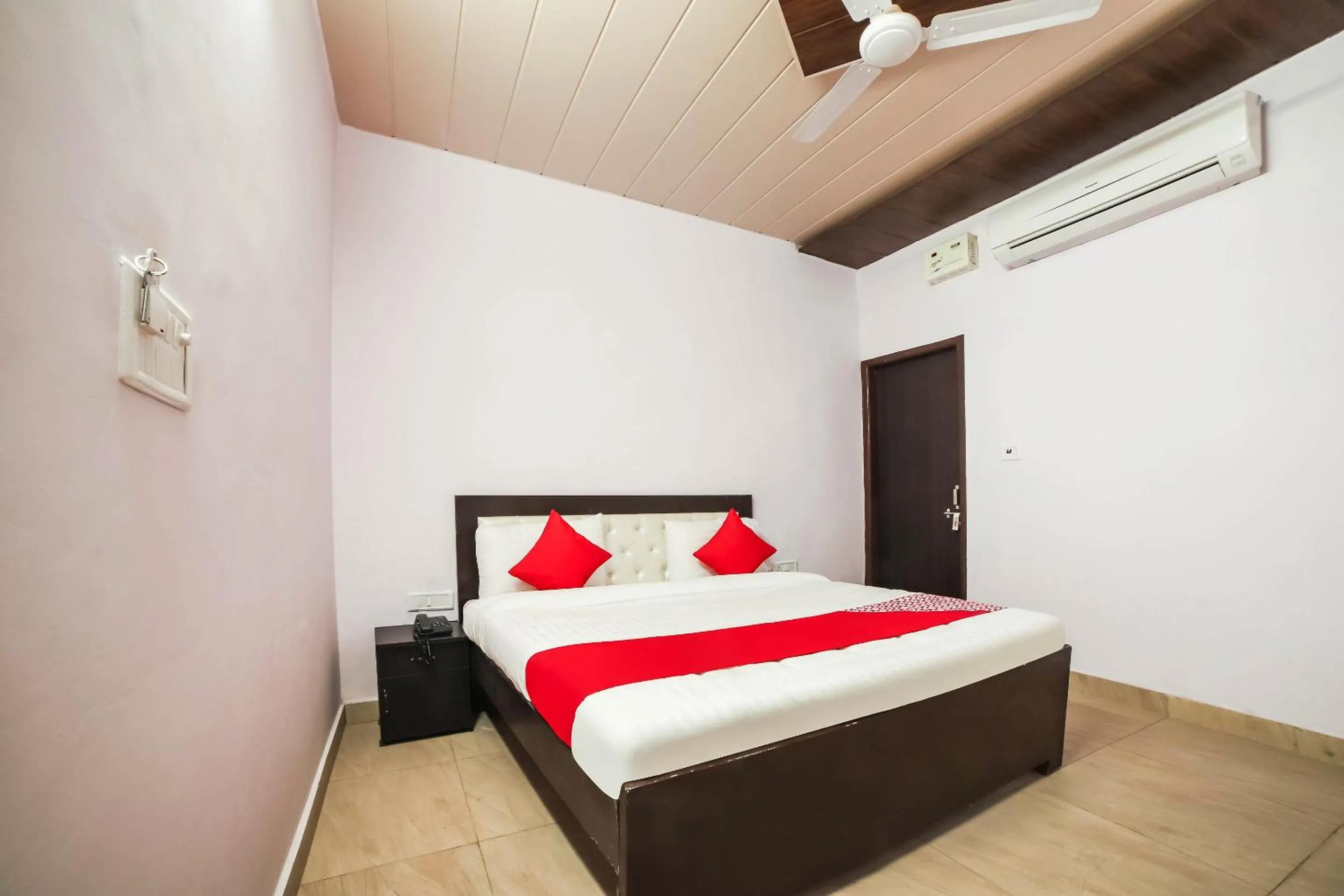 Bedroom, Bed in OYO Kl Khari Inn