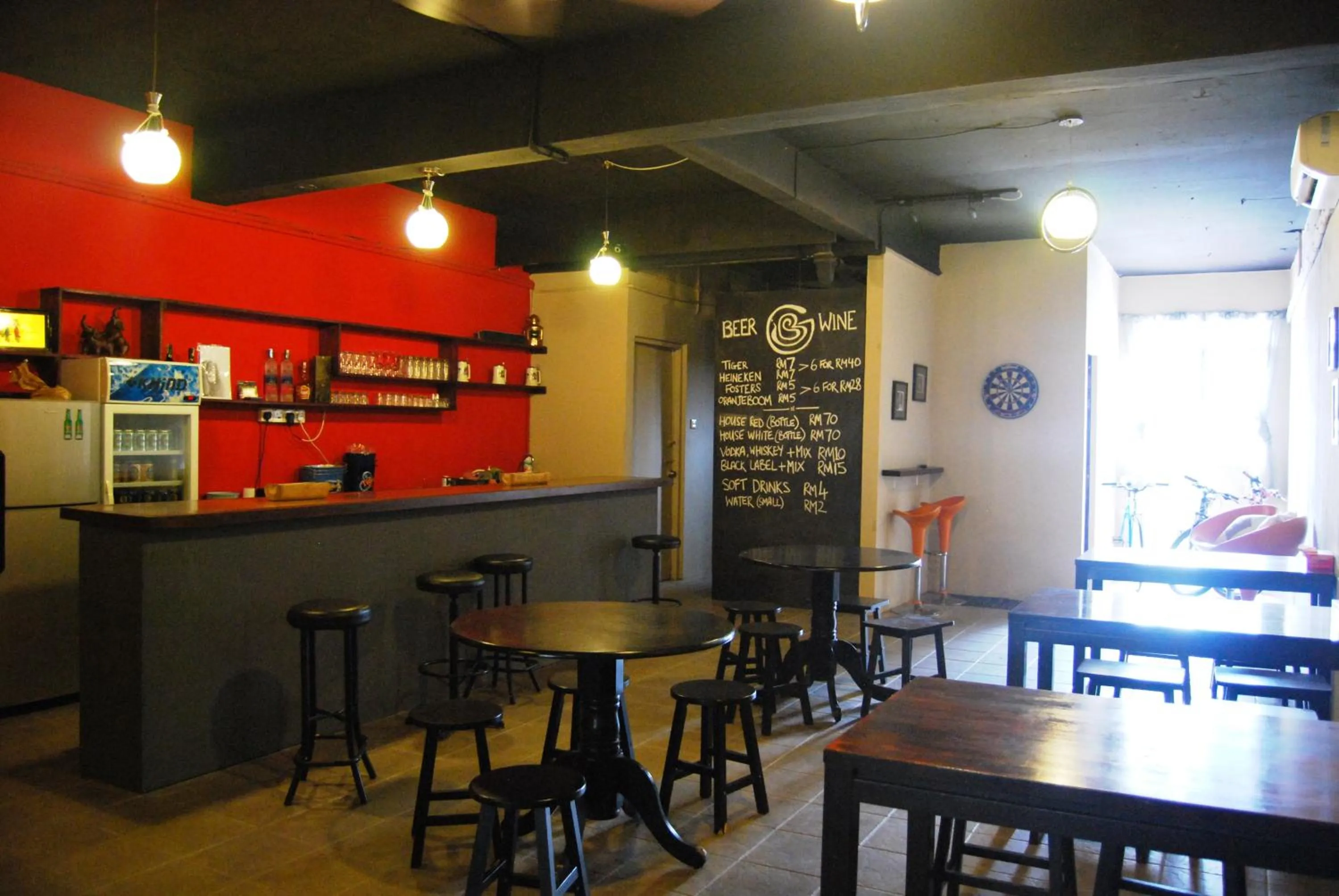 Lounge or bar in Borneo Sweet Guesthouse