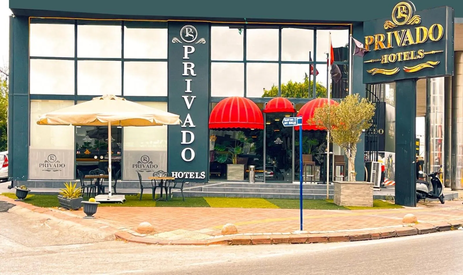 Property building in PRIVADO HOTELS