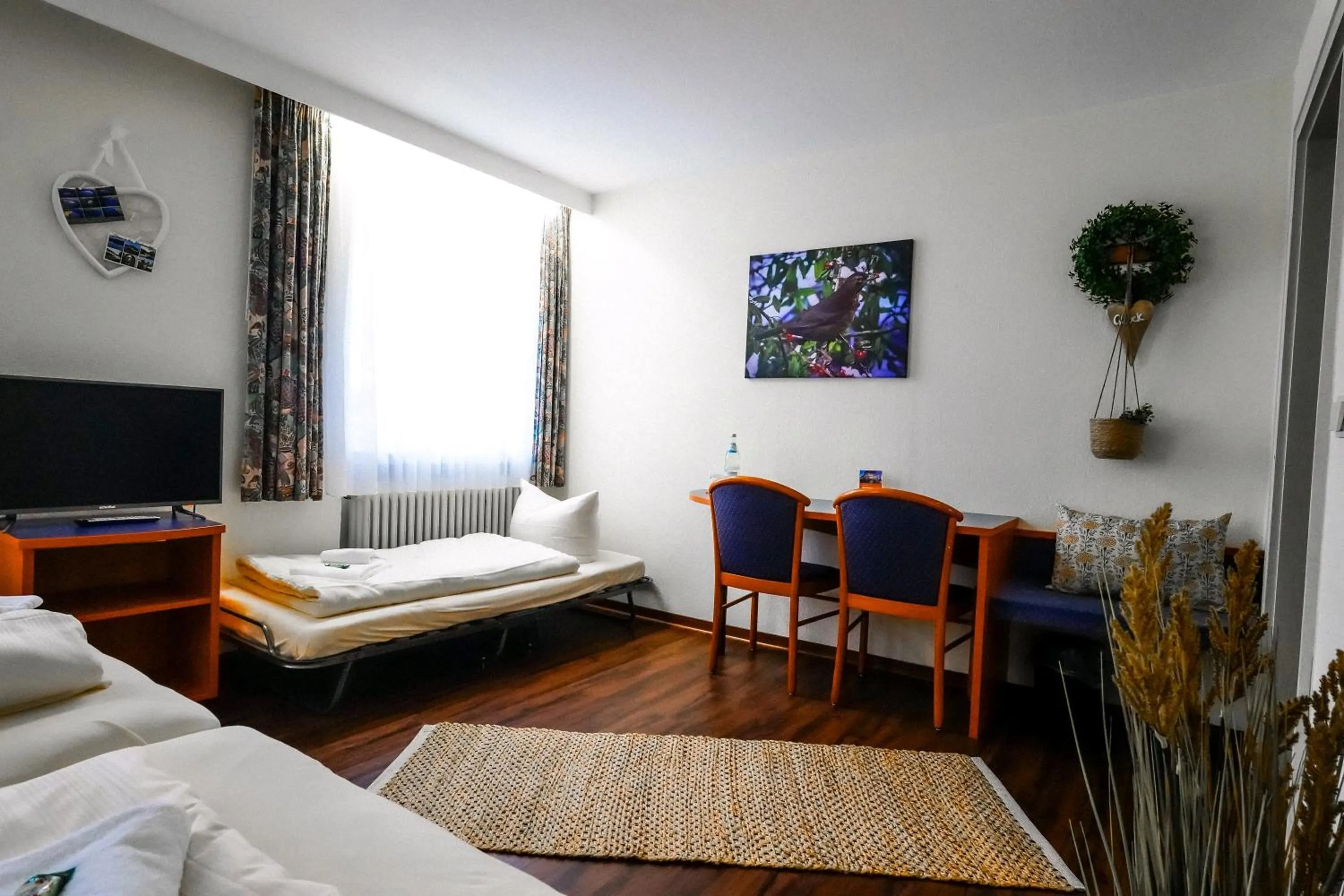 Photo of the whole room, Bed in Hotel Stadt Daun