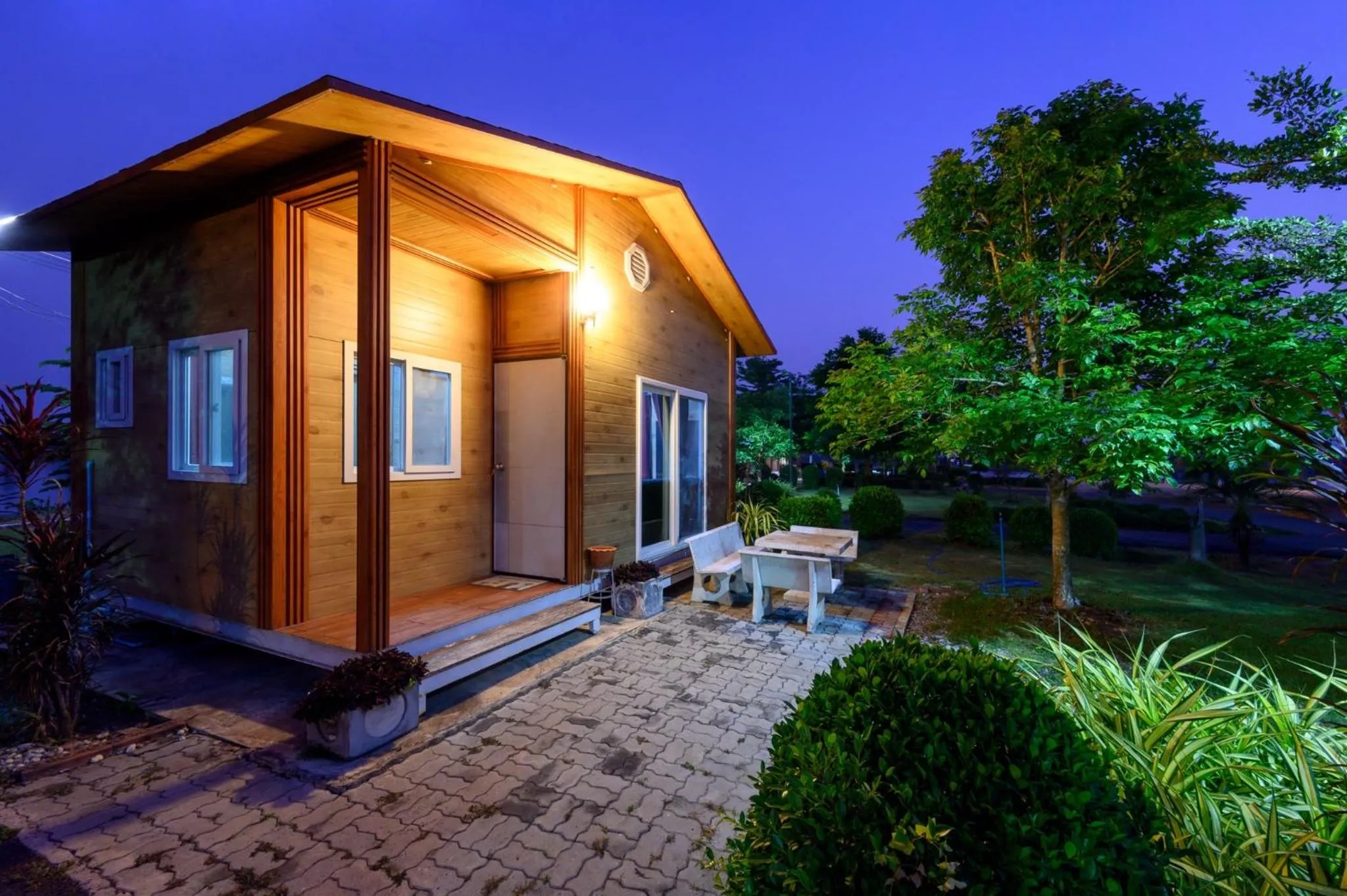 Property building in Beung Sampathuan Nakornchaisri Resort