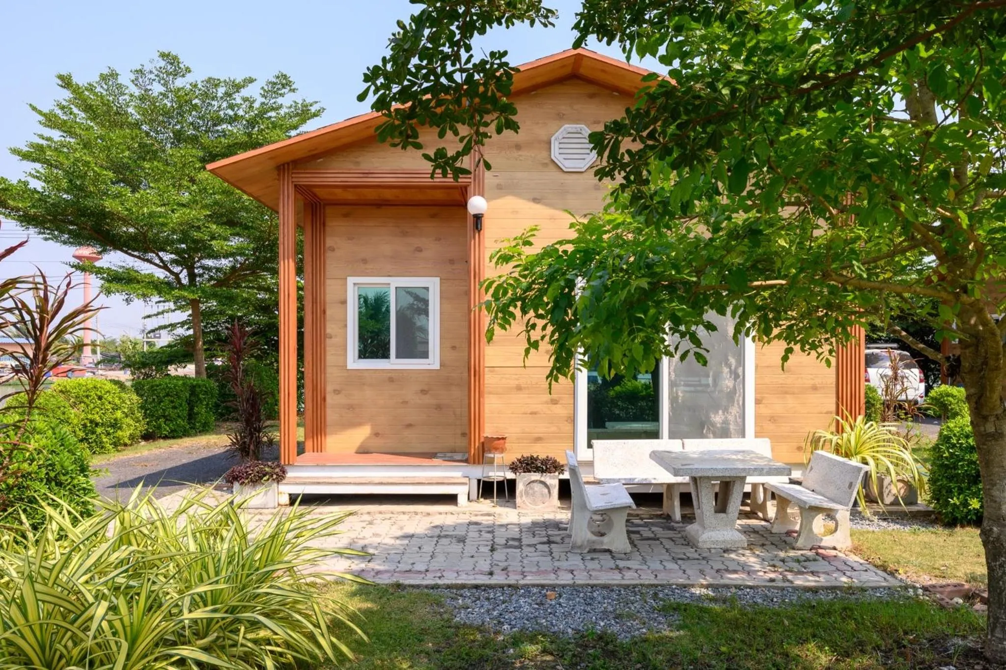 Day in Beung Sampathuan Nakornchaisri Resort