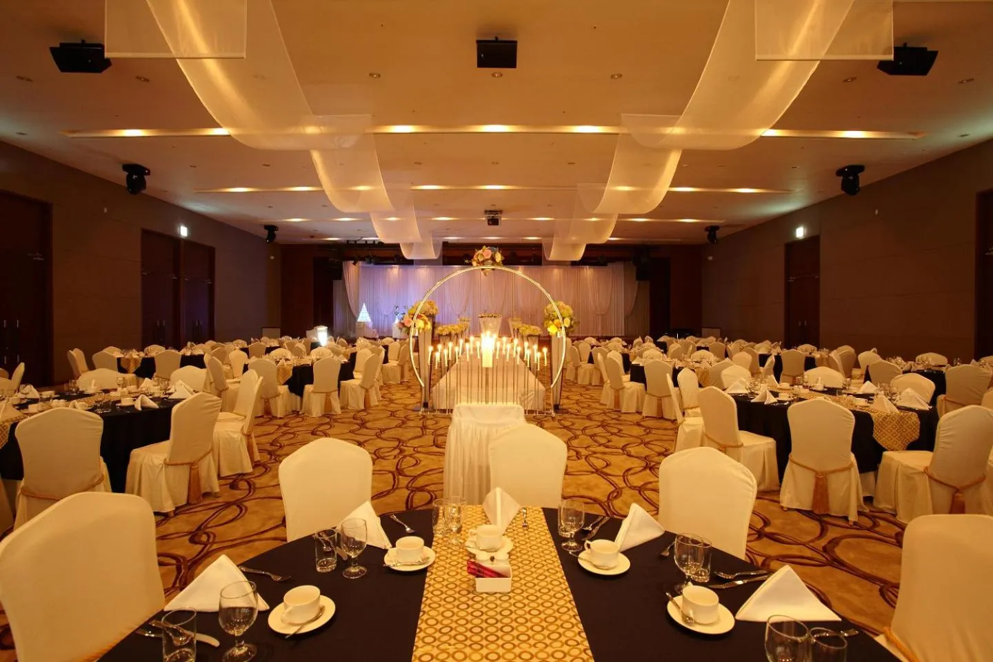 Property building in Tops10 Resort Donggang Cistar