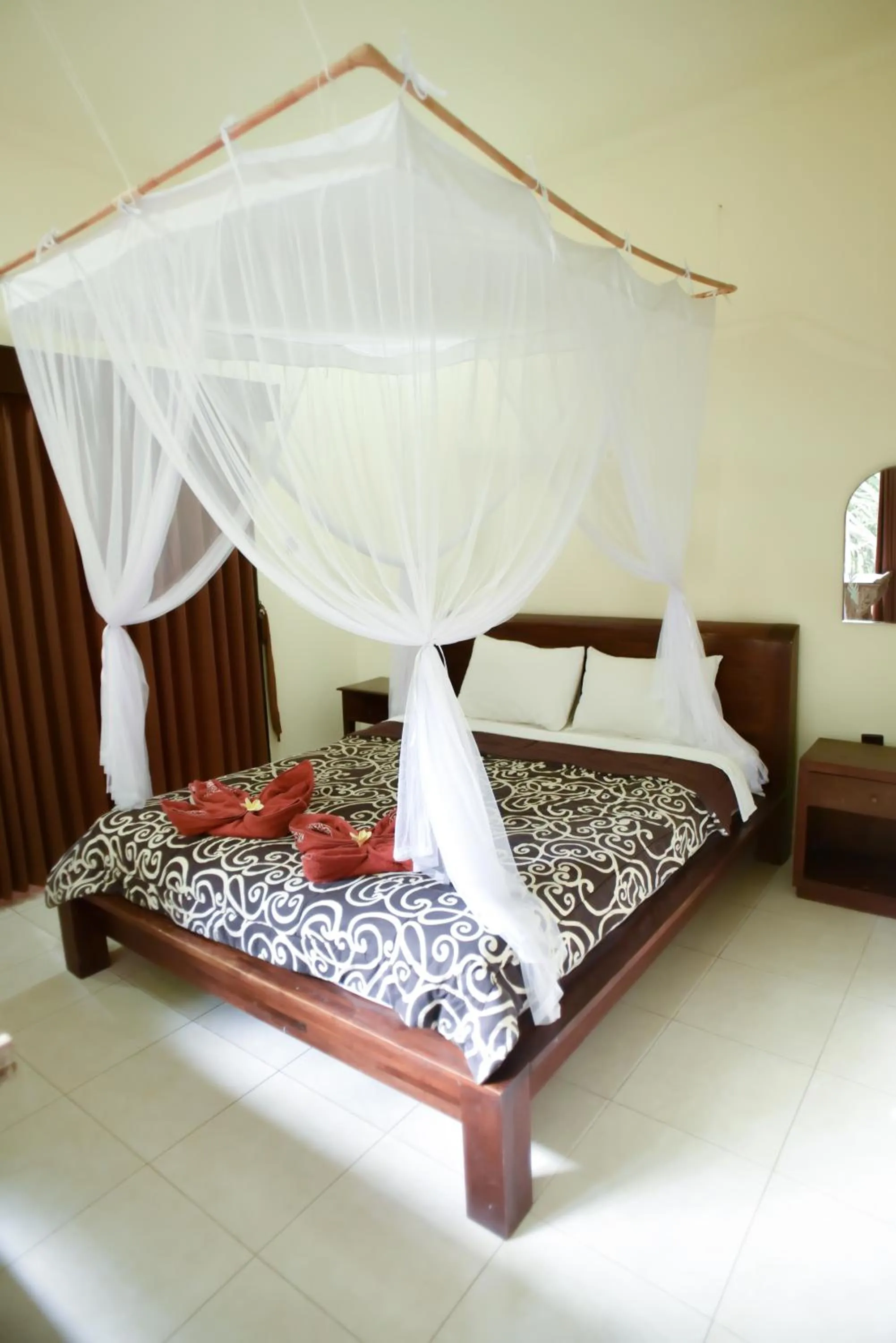 Bed in Omah D'Taman by EPS
