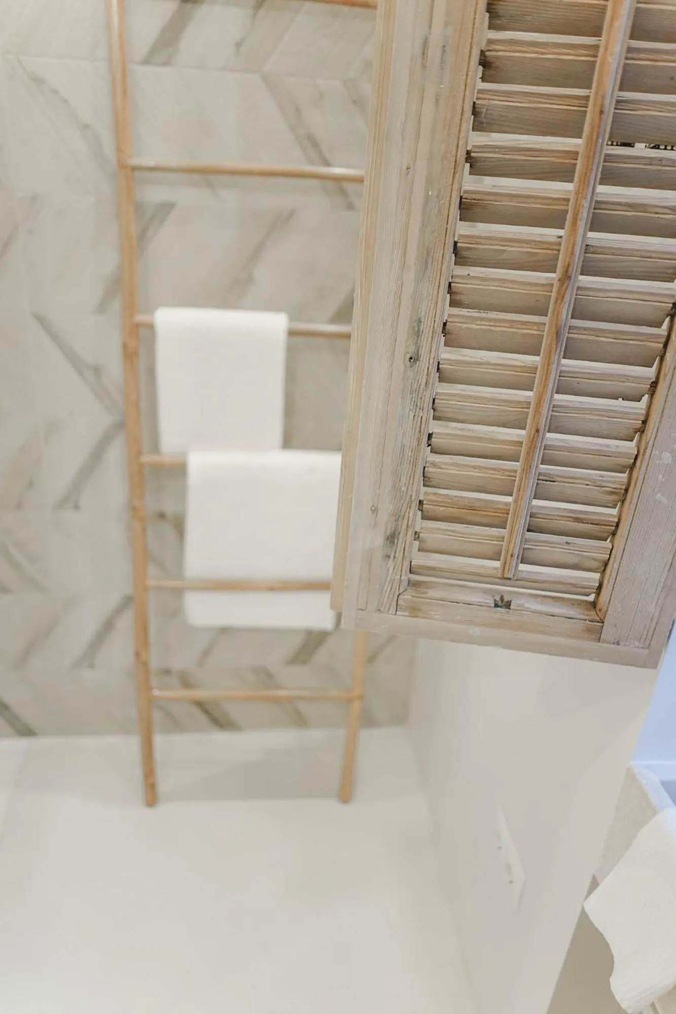 Bathroom in Ronda Center Apartments with Pool