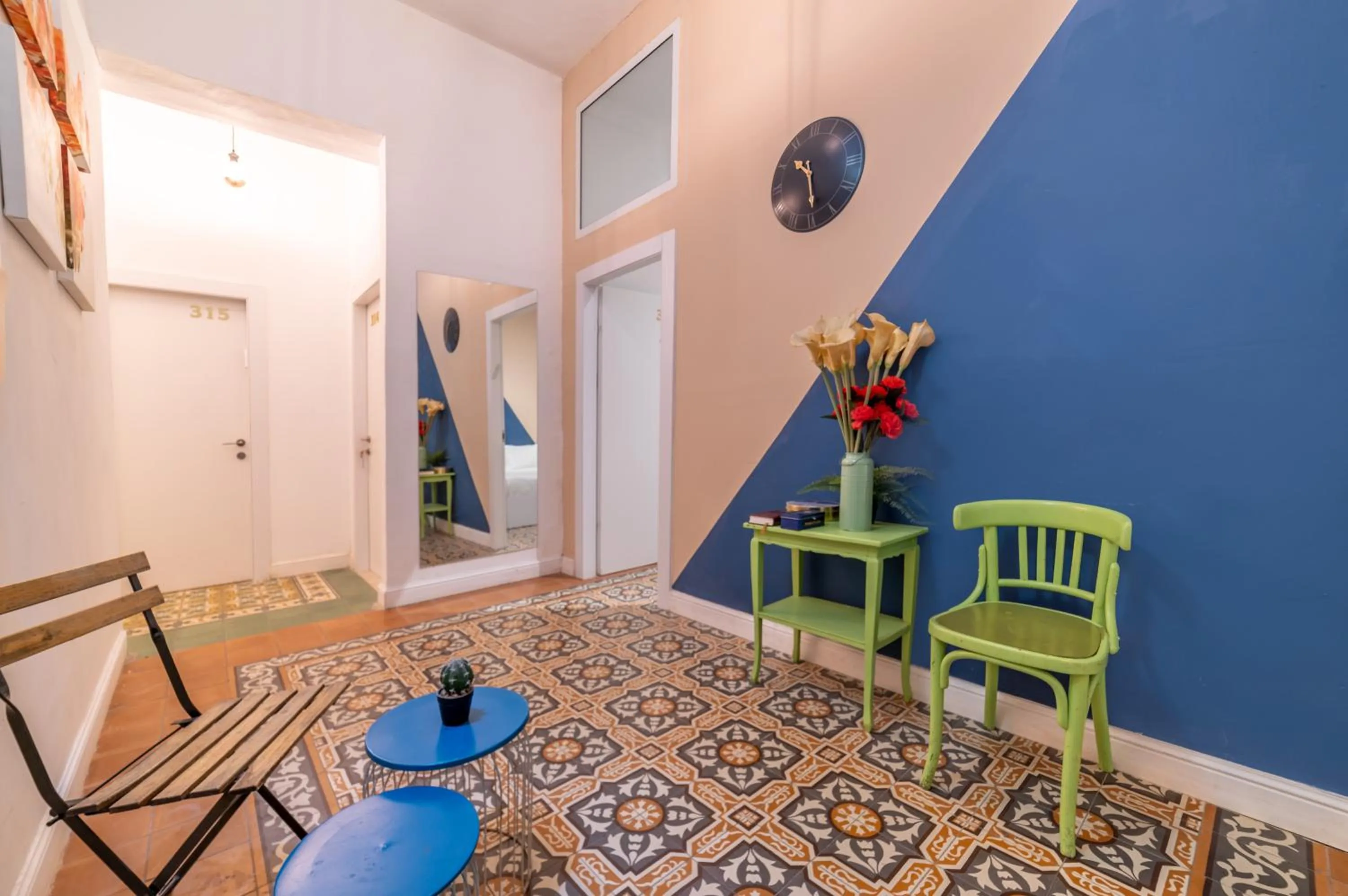 Seating area in Paamonim Central Studios