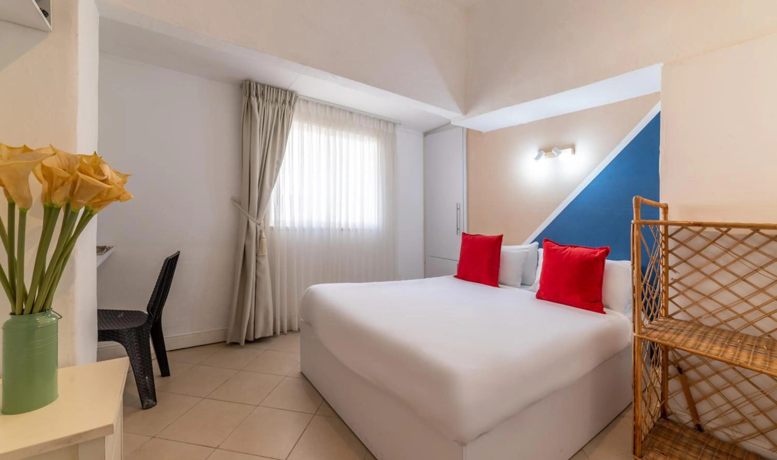 Bed in Paamonim Central Studios