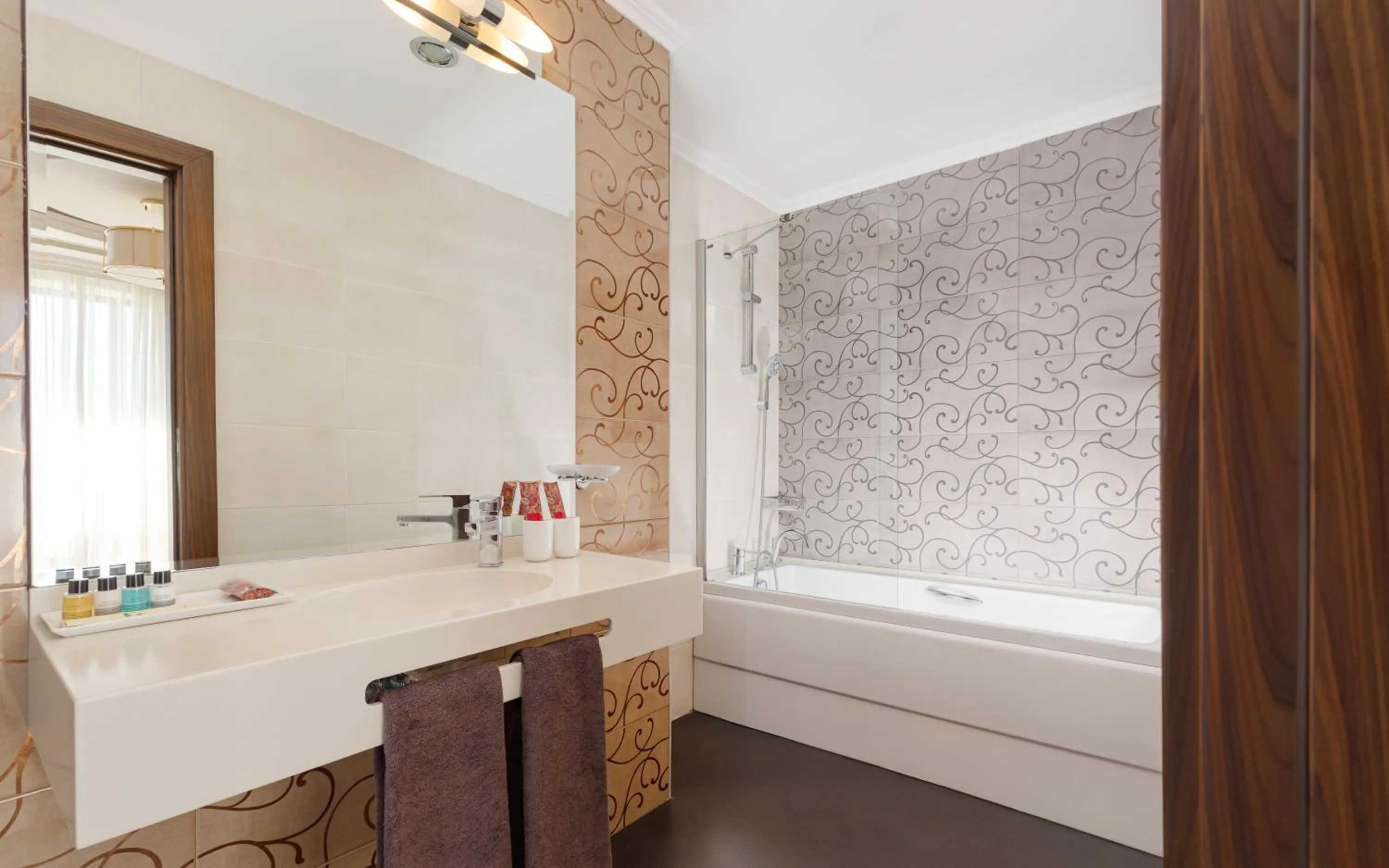 Bathroom in Chinar Health Hotel Naftalan