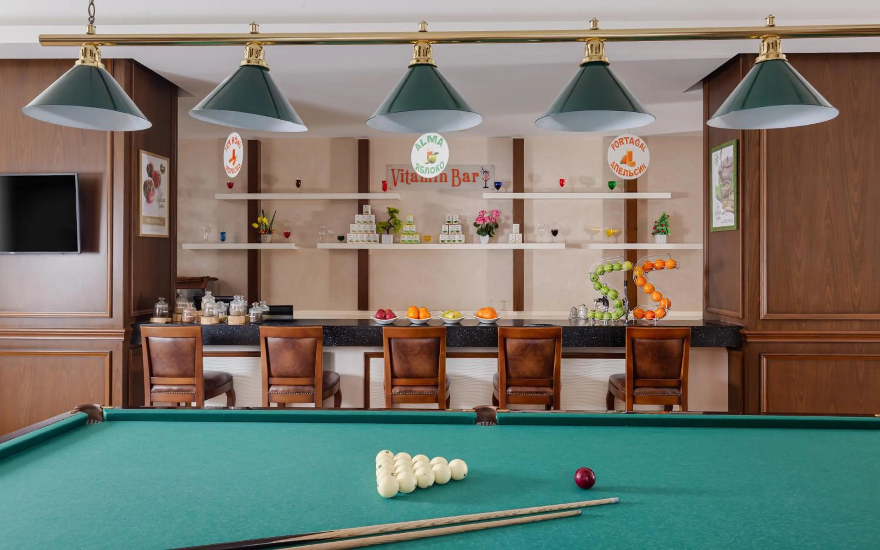 Restaurant/places to eat in Chinar Health Hotel Naftalan