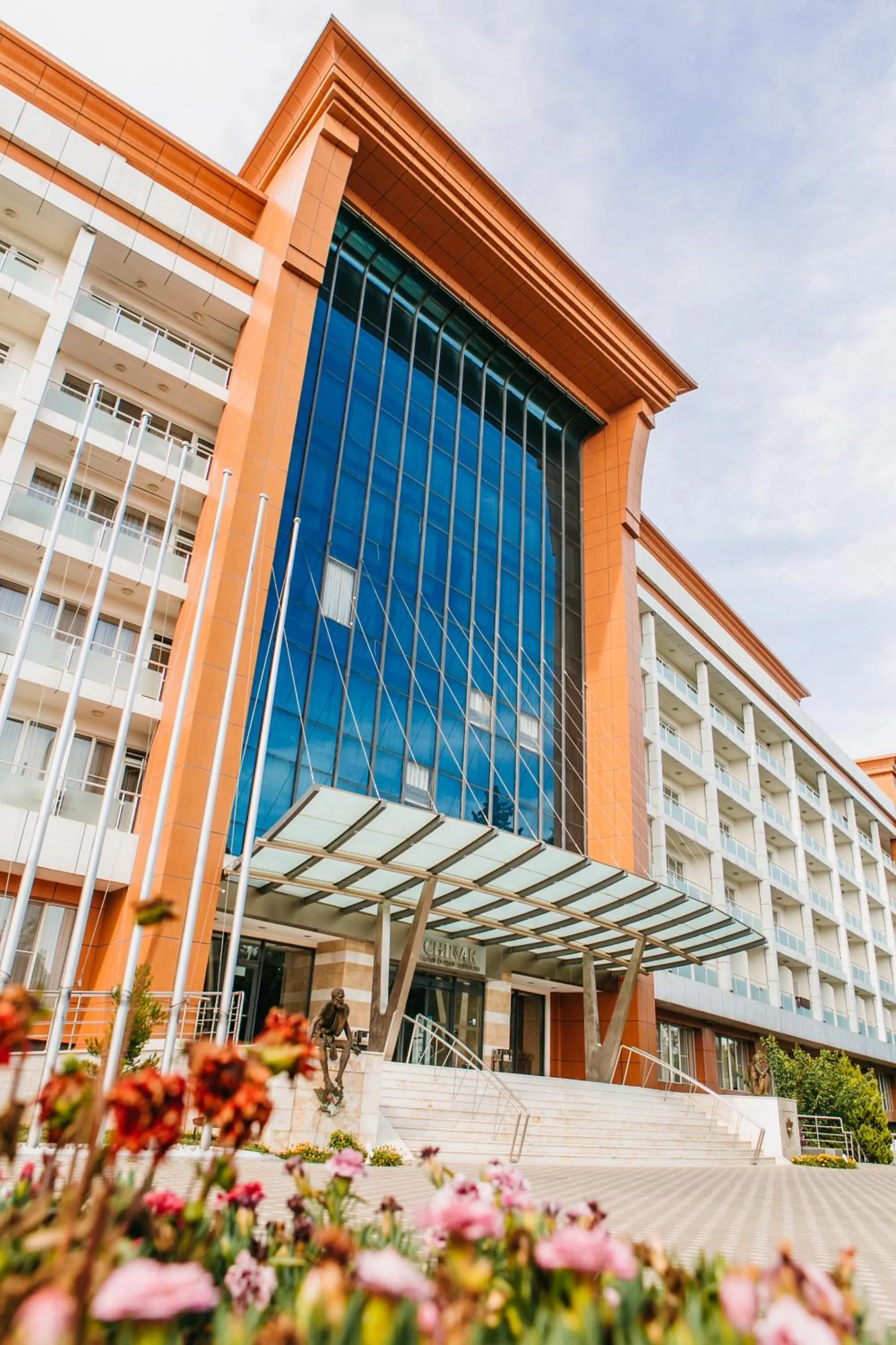 Property building in Chinar Health Hotel Naftalan