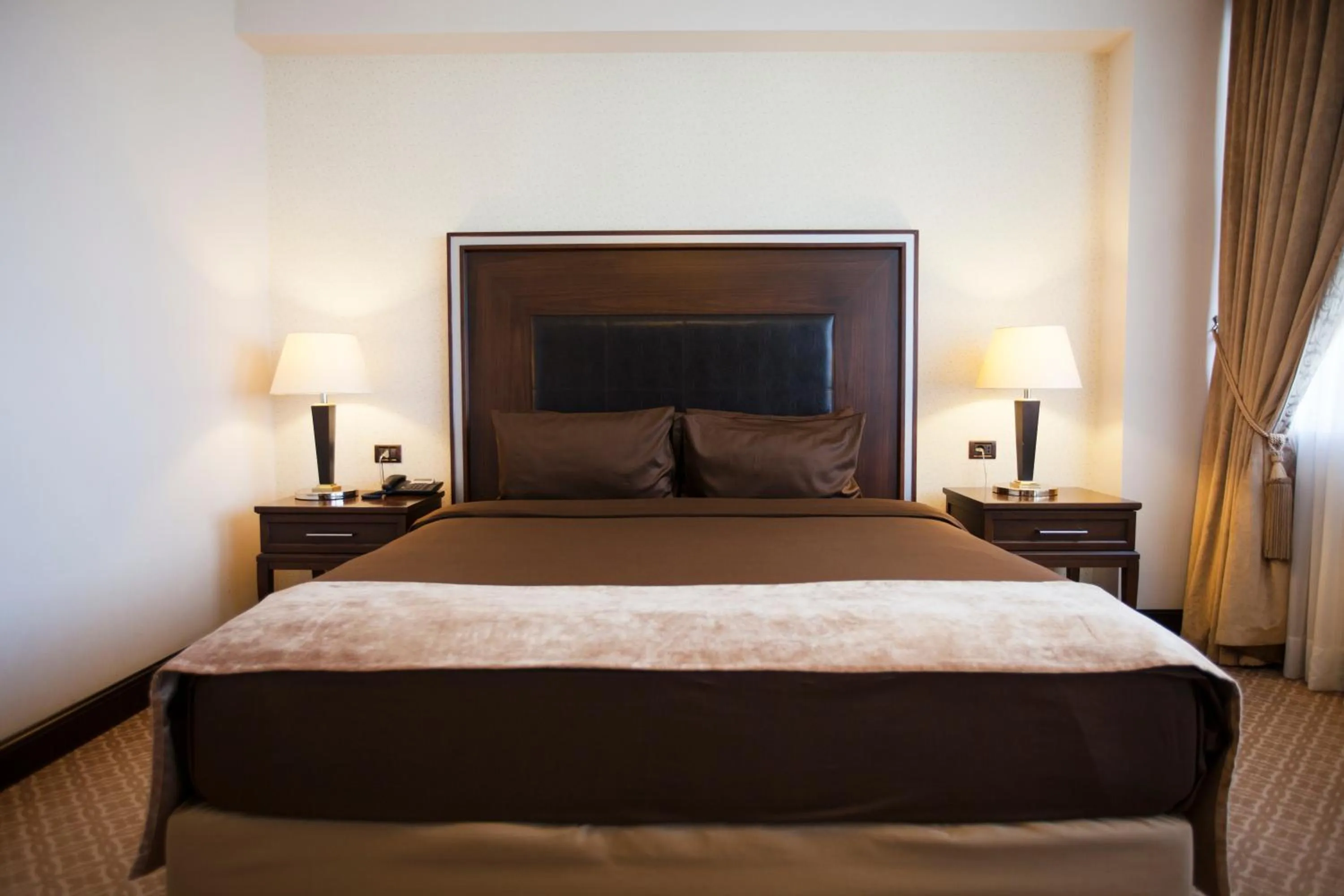 Bed in Chinar Health Hotel Naftalan