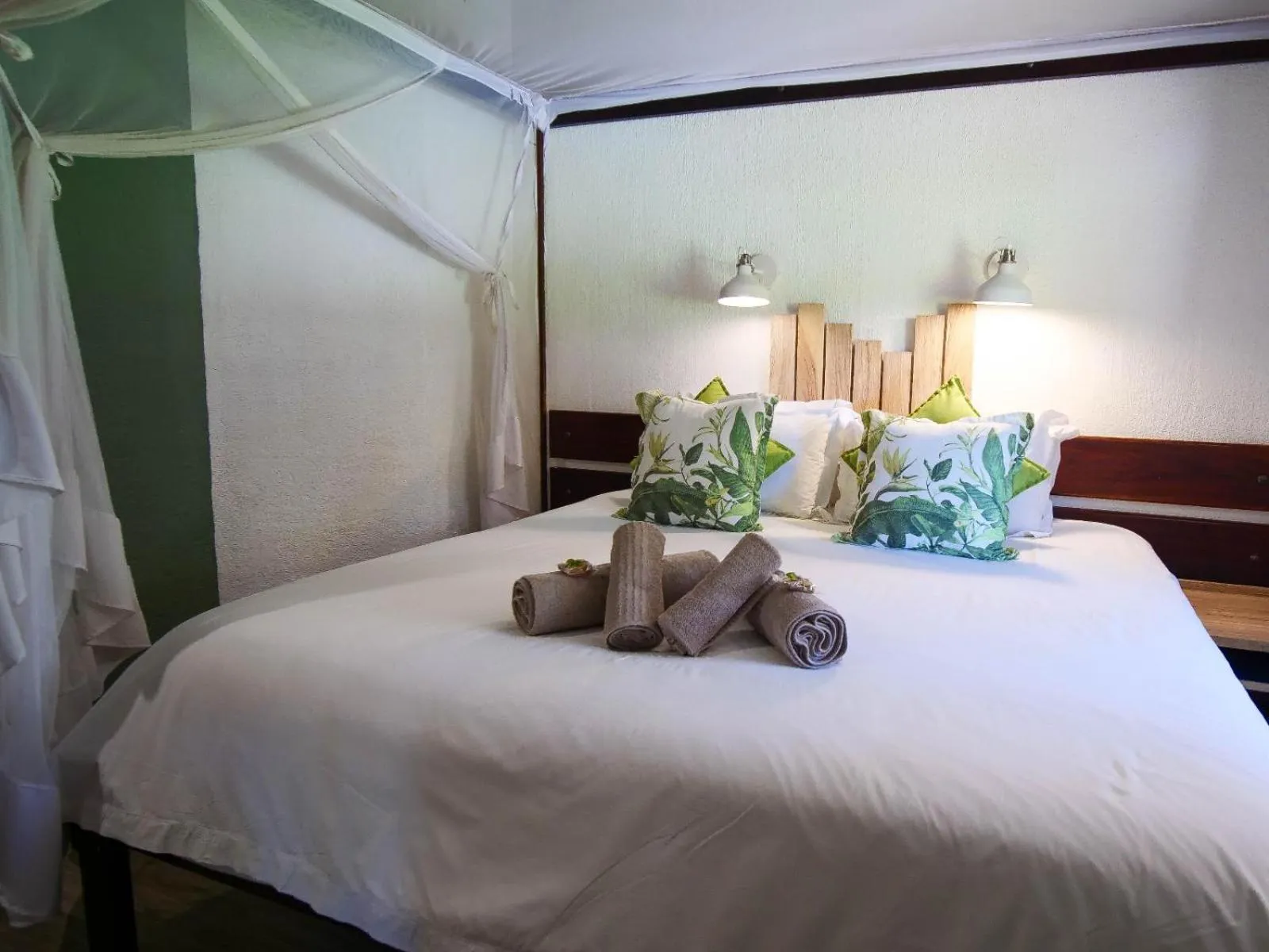 Bed in Okahandja Country Hotel