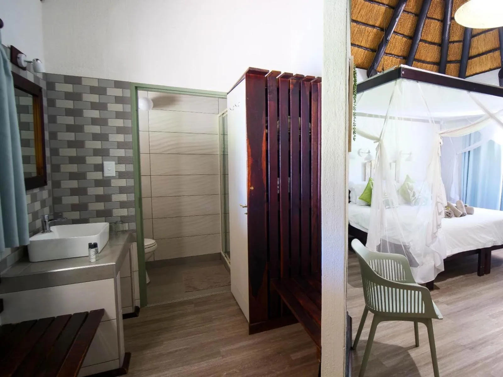 Bed in Okahandja Country Hotel