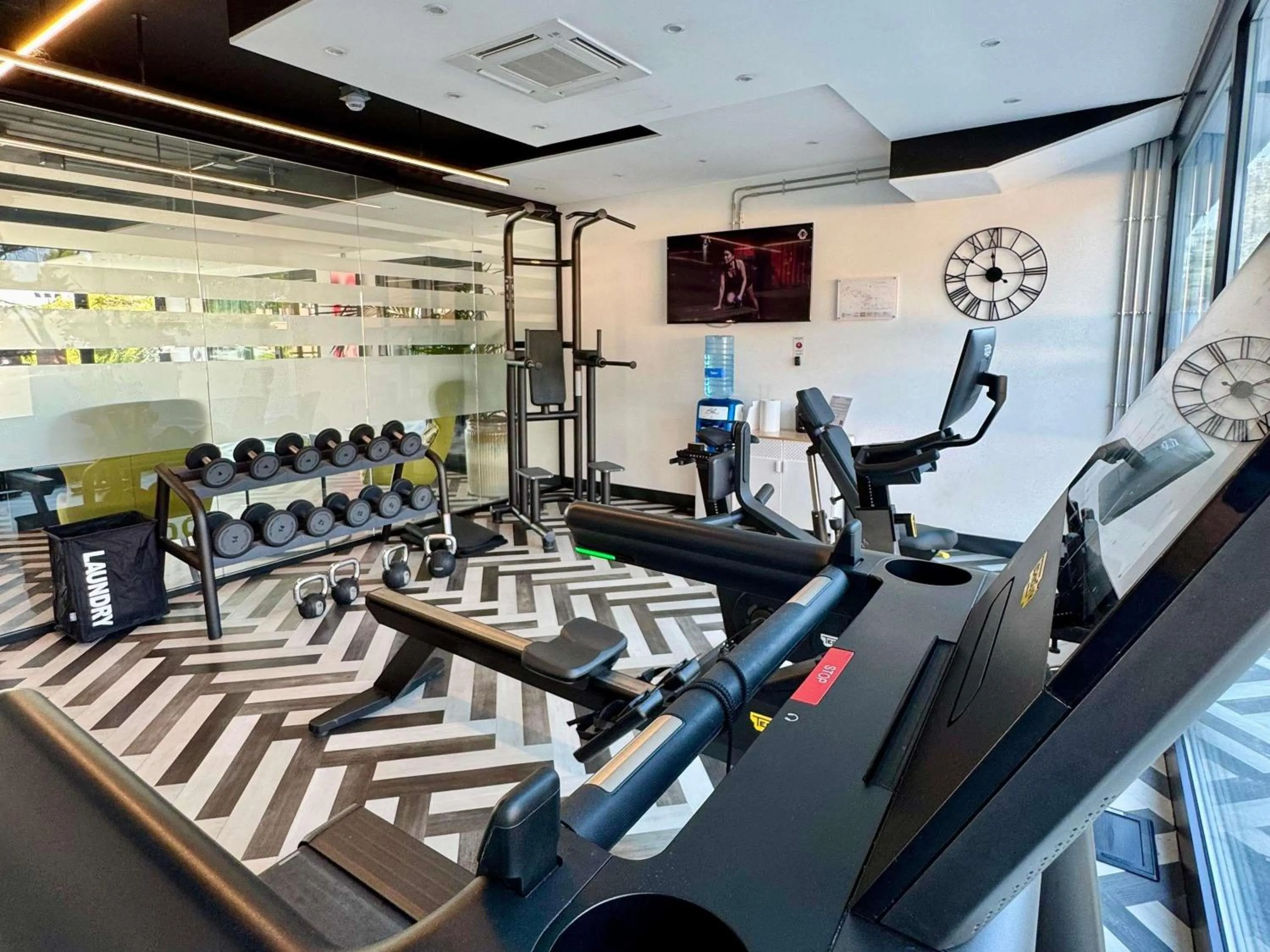 Fitness centre/facilities in Mercure Roma Cinecittà