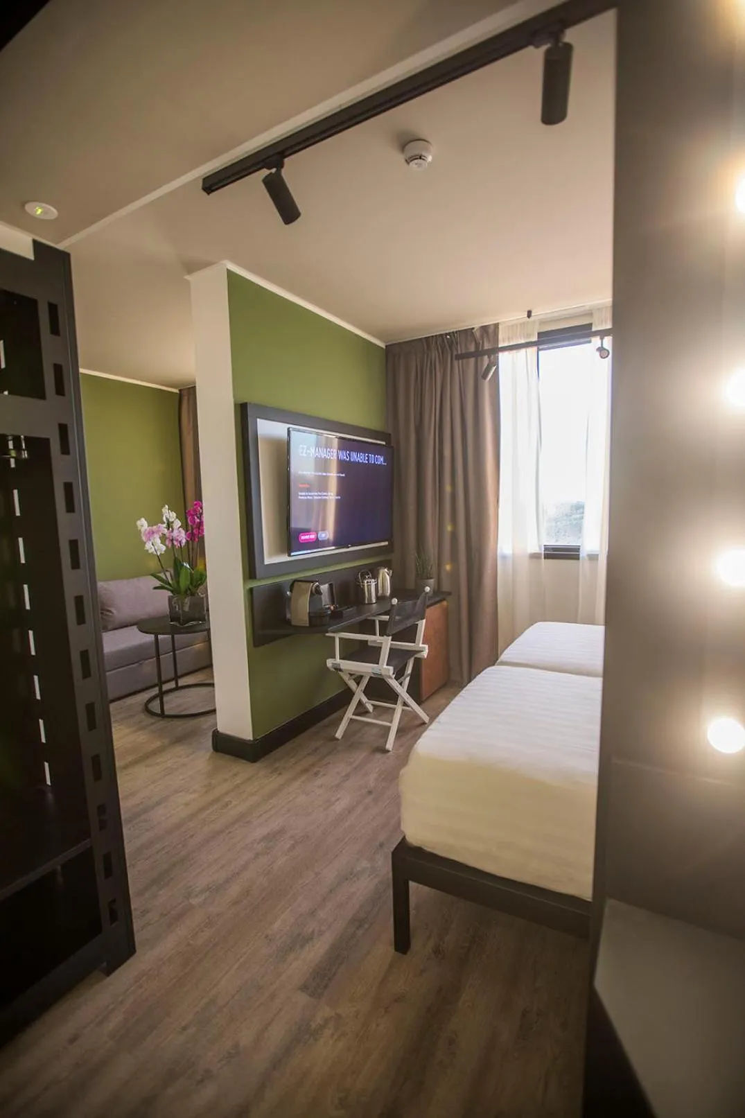 Bed in Mercure Roma Cinecitta