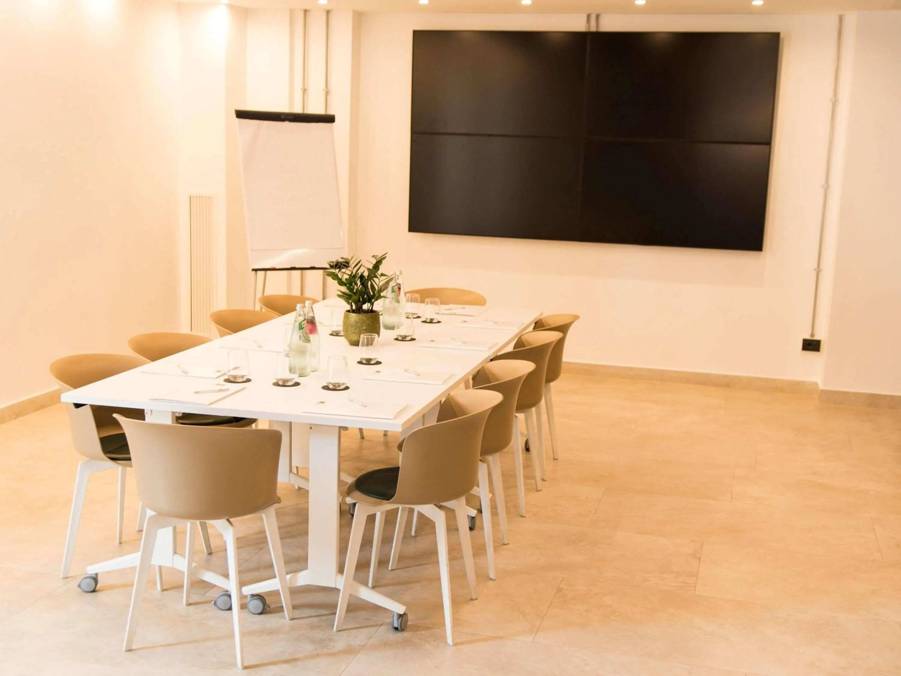 Meeting/conference room in Mercure Roma Cinecittà