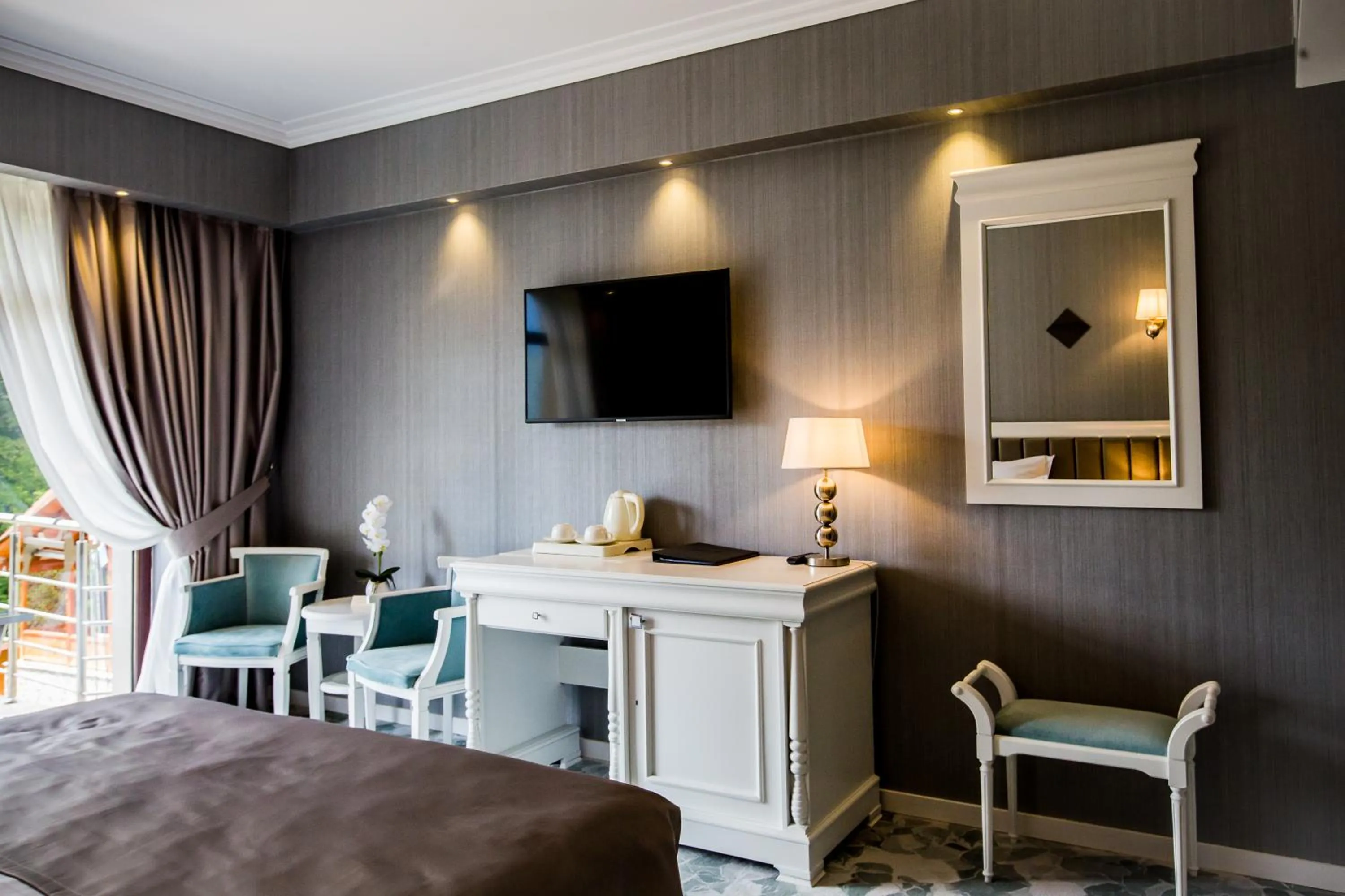 Bed in HOTEL CARPAT INN