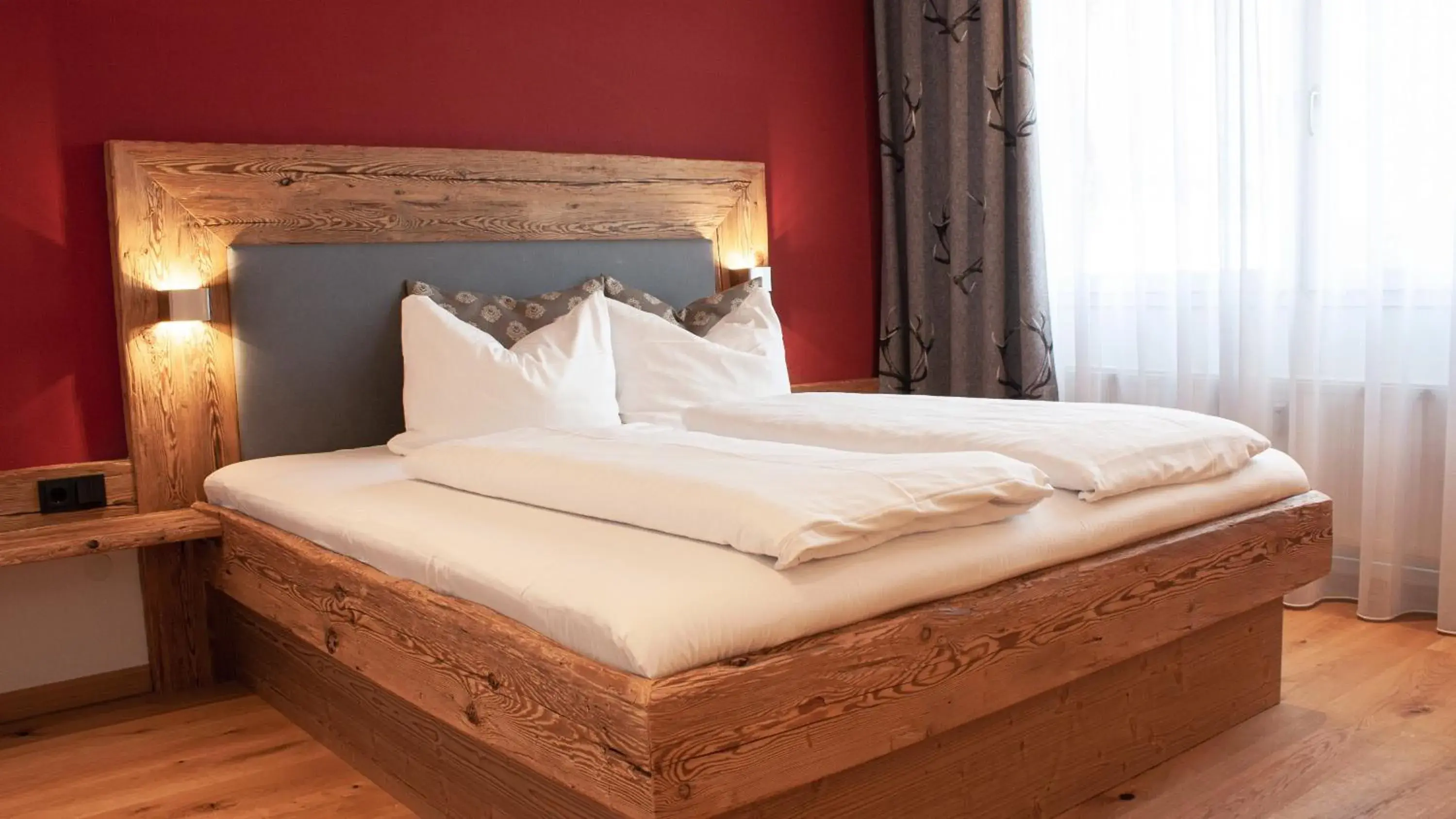 Basic Triple Room in Hotel Almwirt Basic Triple Room in Hotel Almwirt