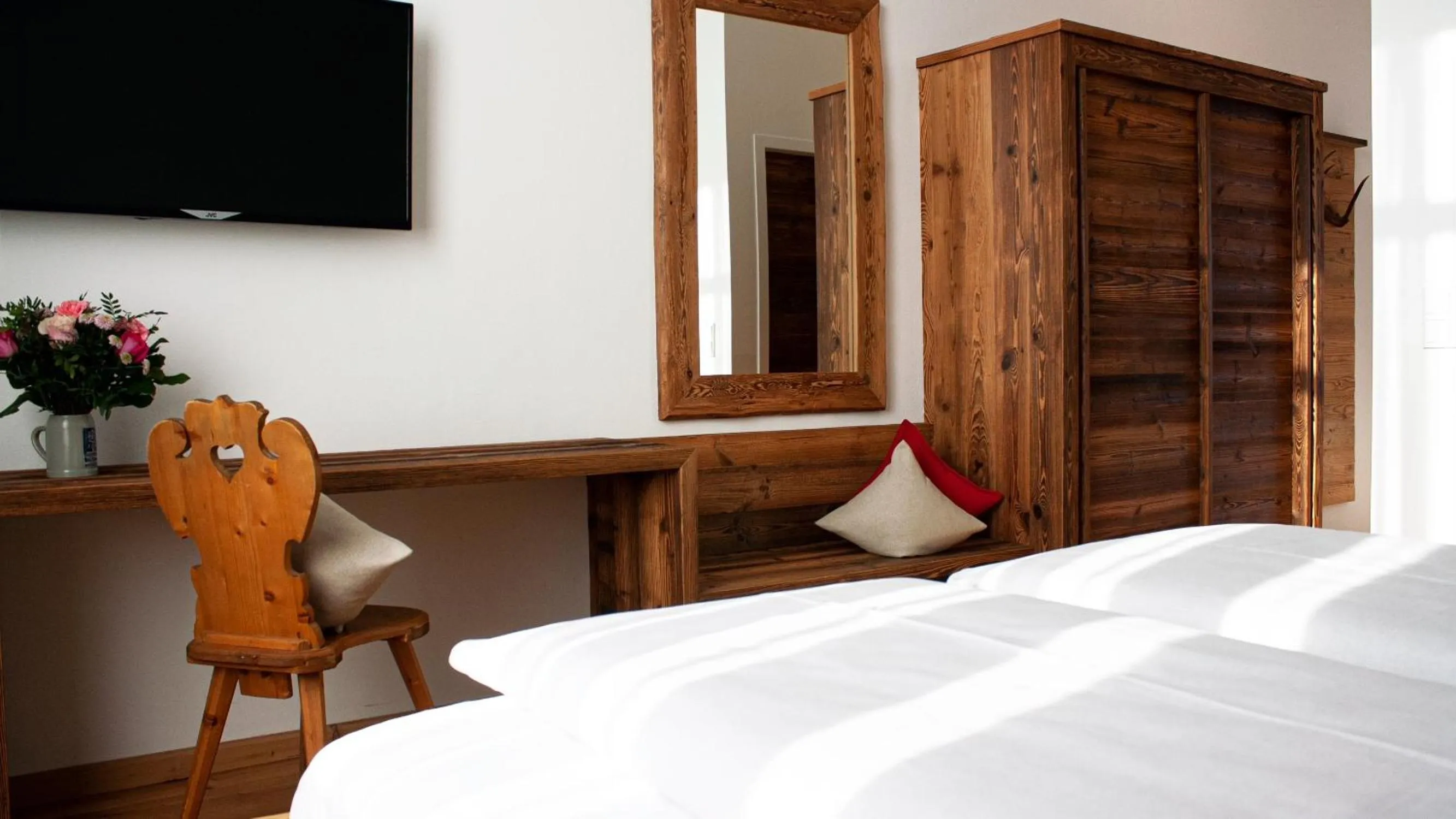 Bed in Hotel Almwirt