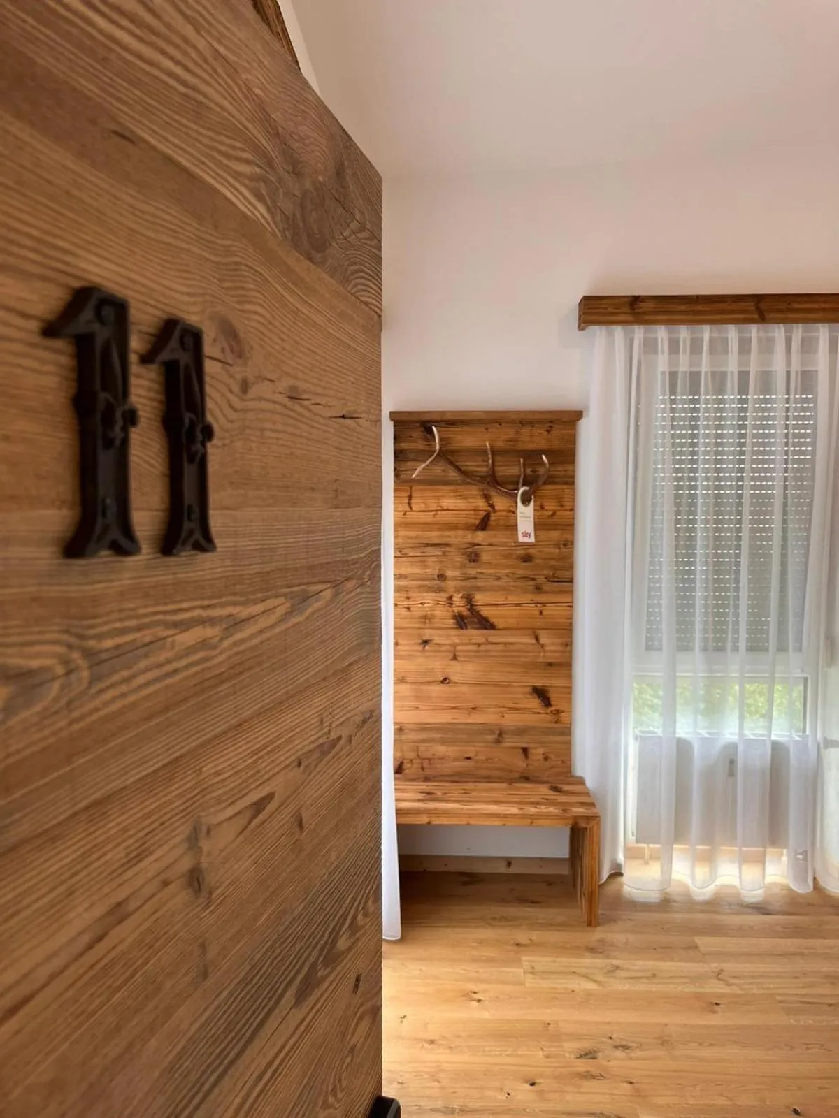 wardrobe in Hotel Almwirt