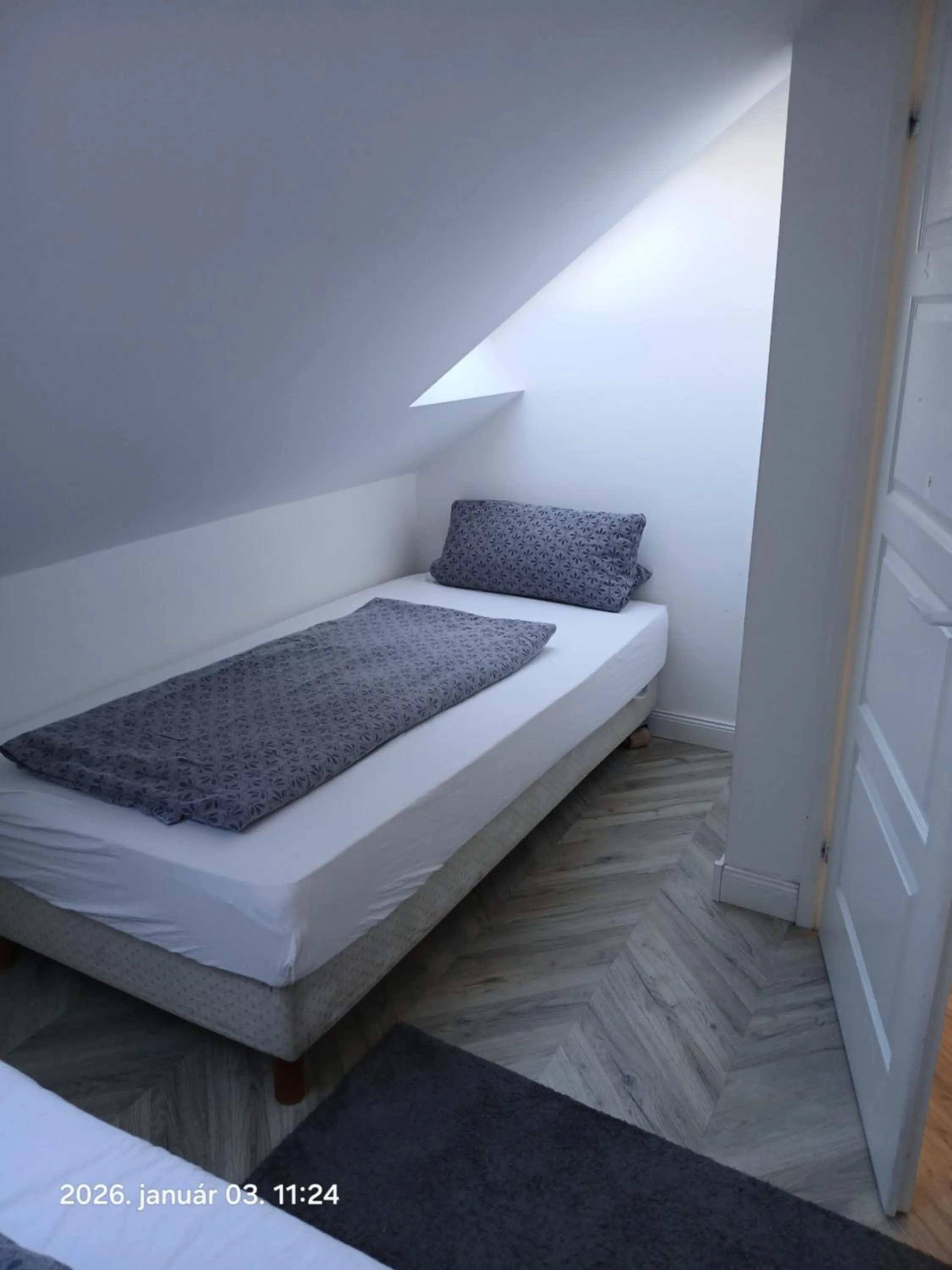 Bed in Éjjeli Bagoly Étterem és Panzió