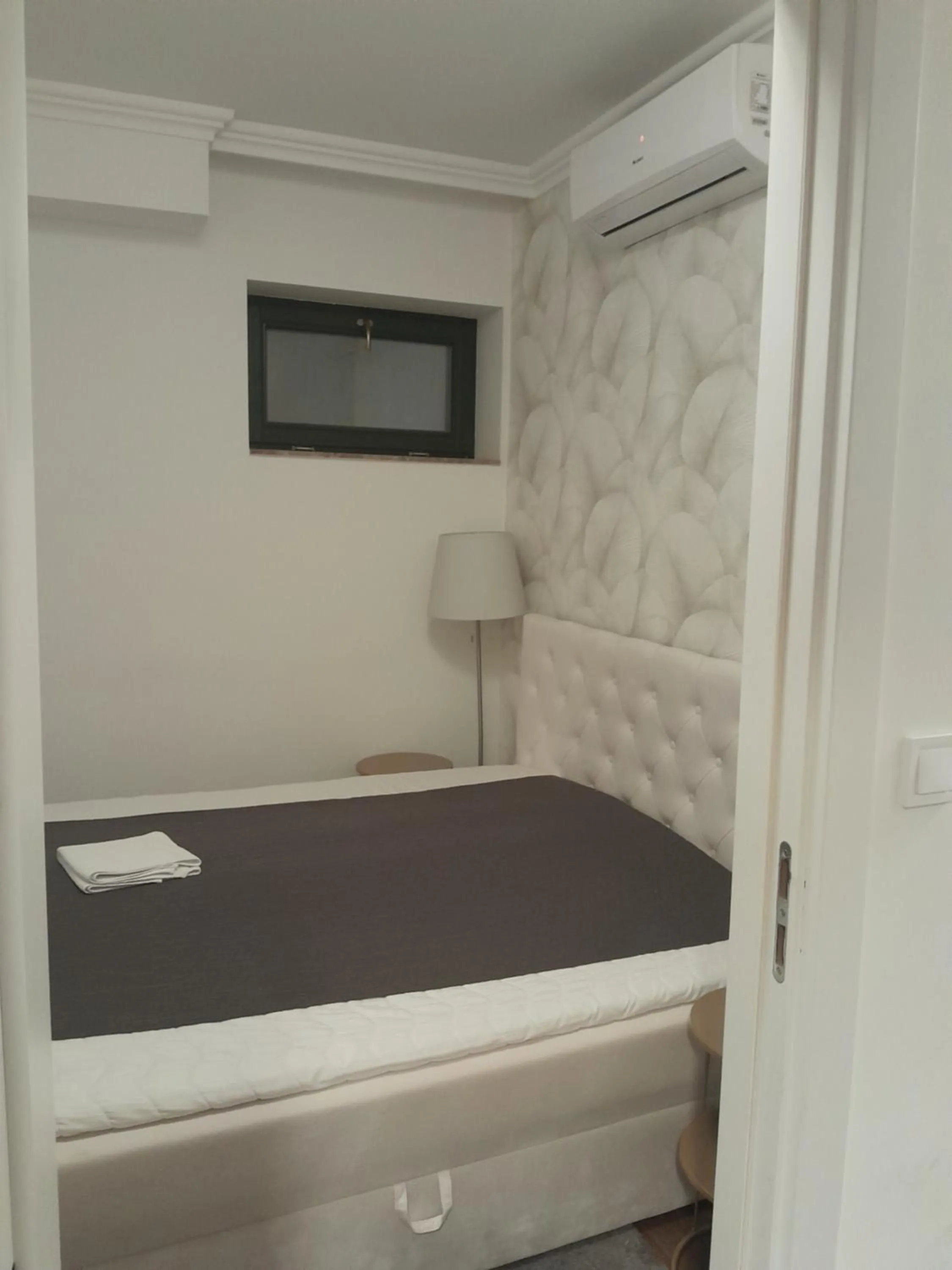 Bedroom, Bed in Éjjeli Bagoly Étterem és Panzió