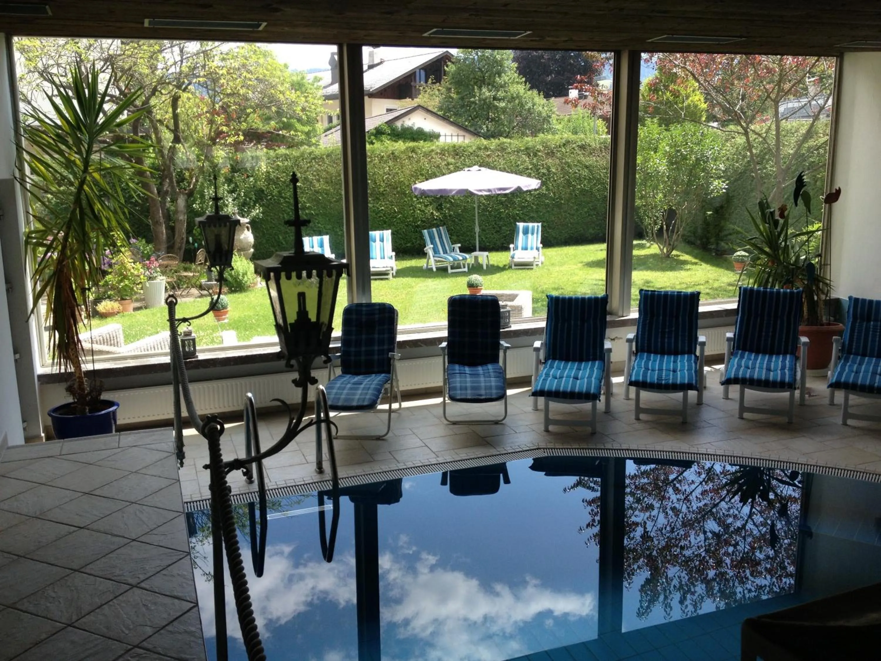 Swimming pool in Hotel Roter Hahn - Bed & Breakfast