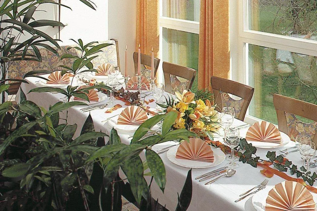 Restaurant/places to eat in Landhotel Günzburg