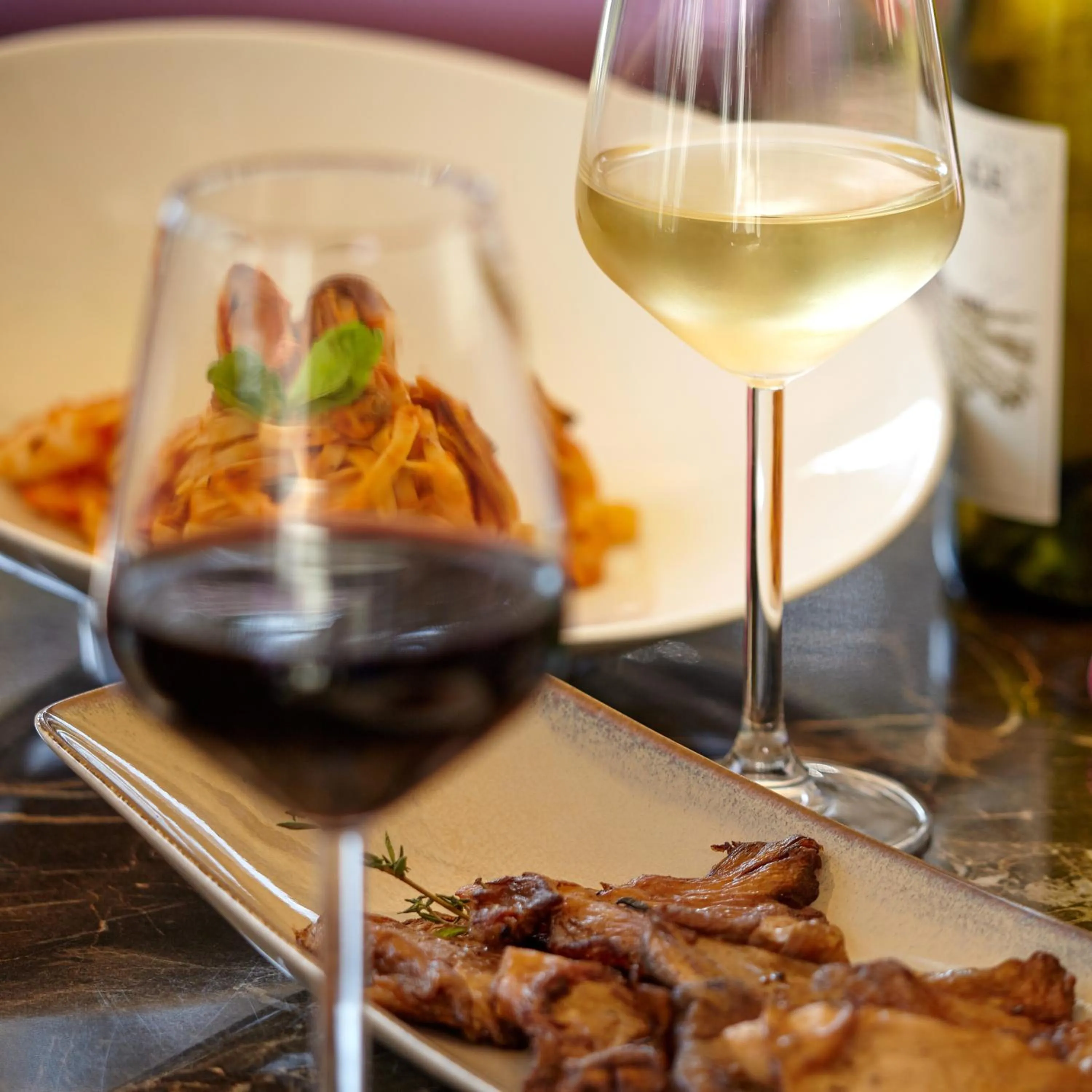 Food and drinks in Villa Levante