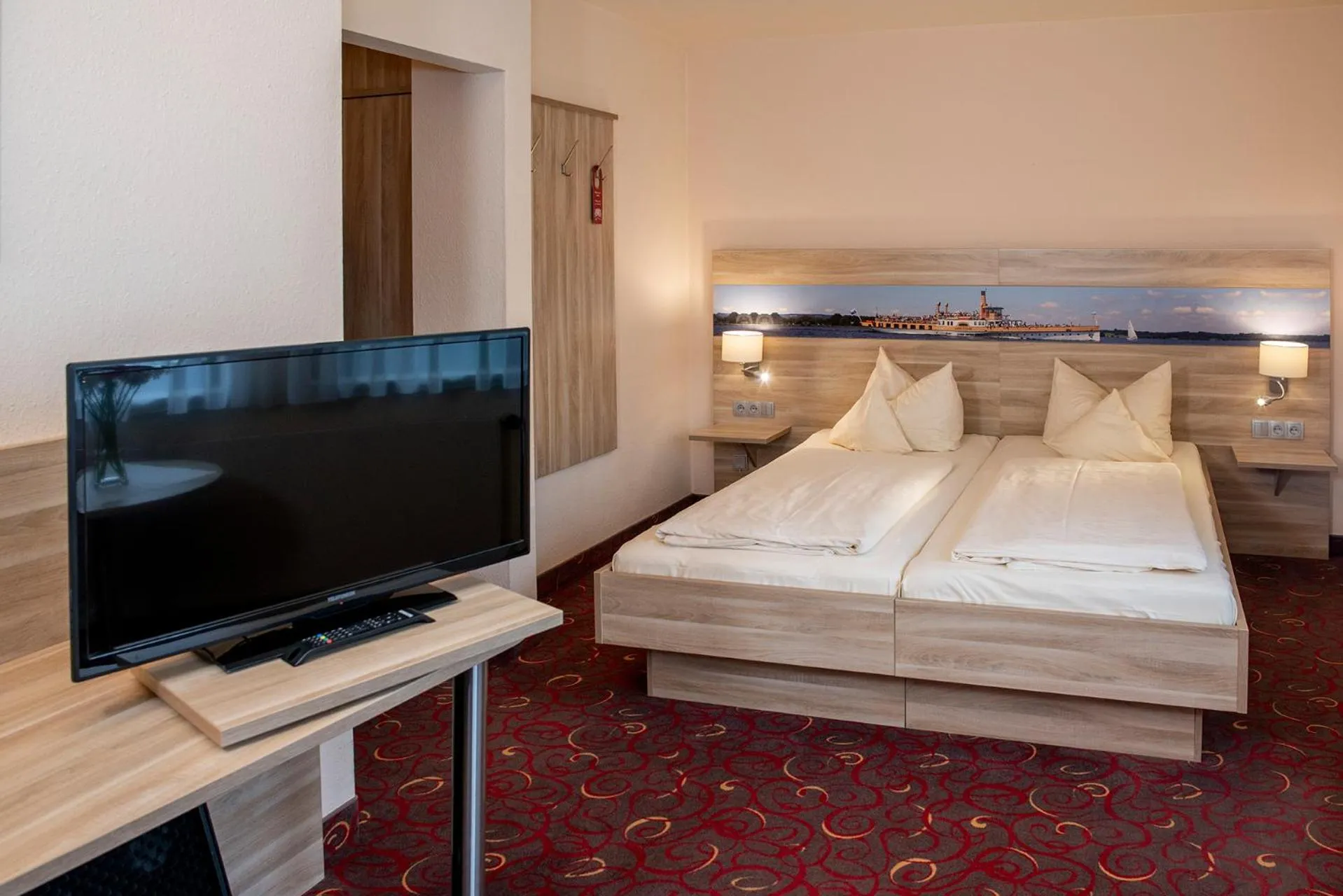 Bed in Hotel Luitpold am See