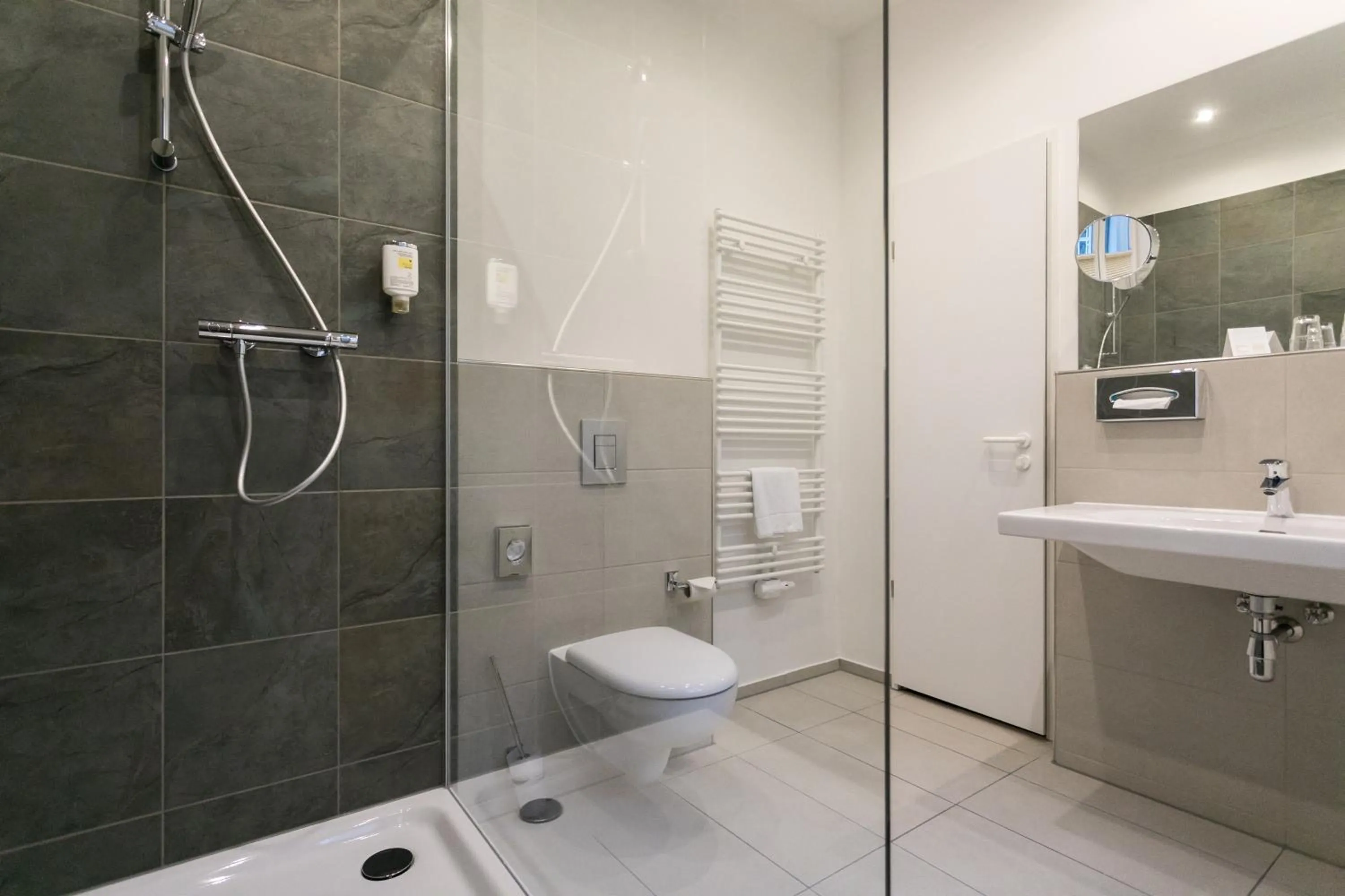 Shower in martas Hotel Allegra Berlin