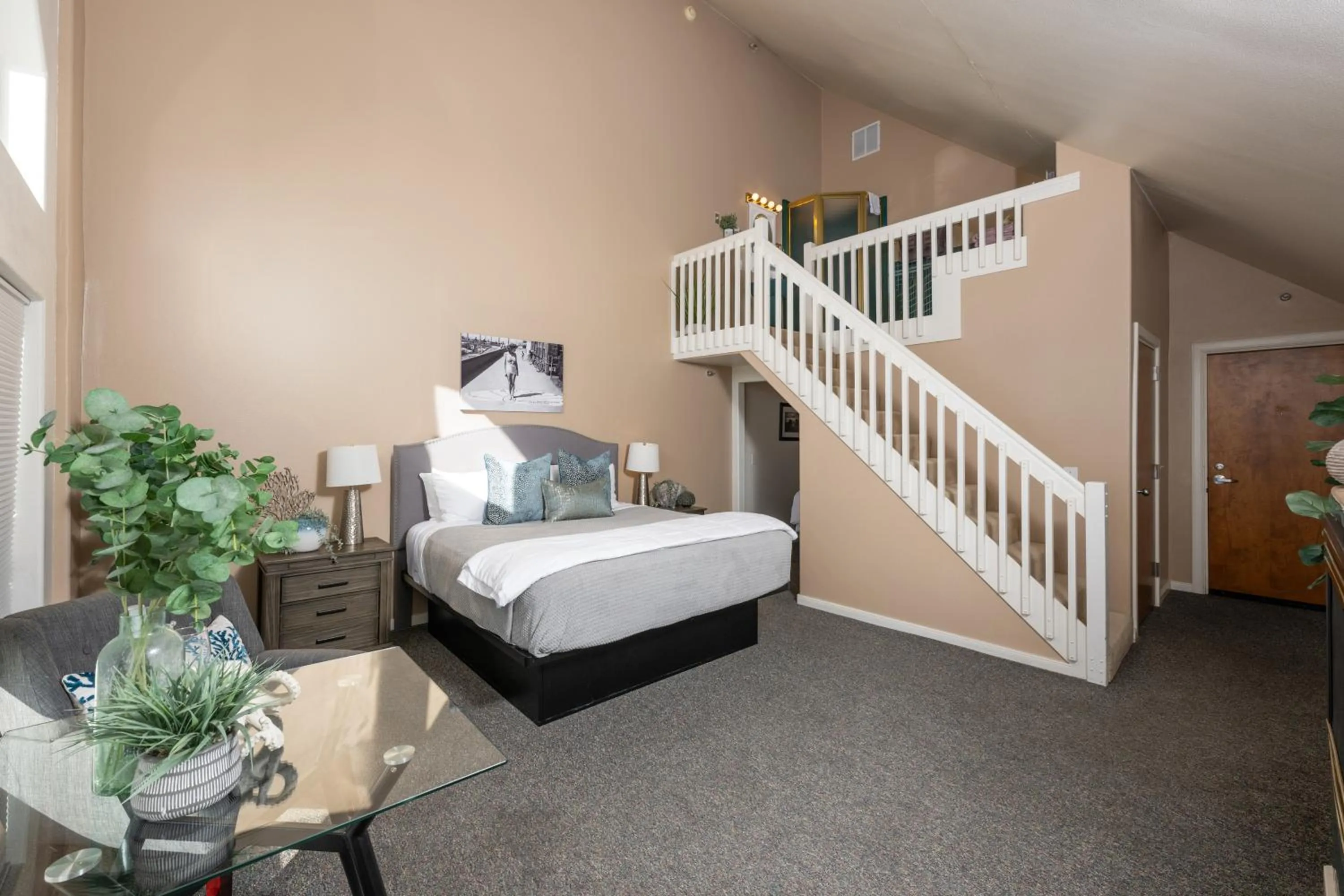 Bedroom, Bed in The Seaside Oceanfront Inn