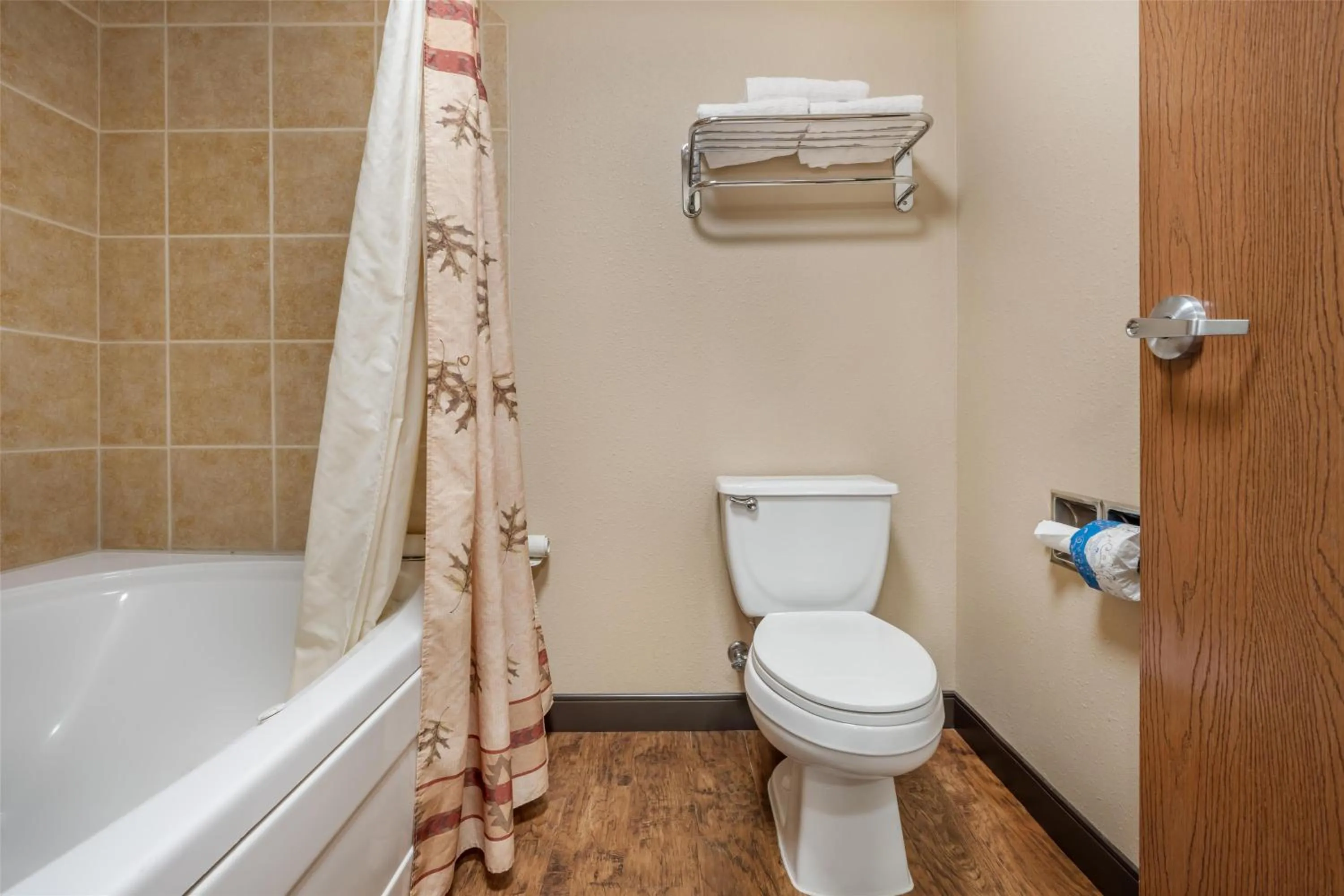 Bathroom in Best Western Plus Kelly Inn & Suites