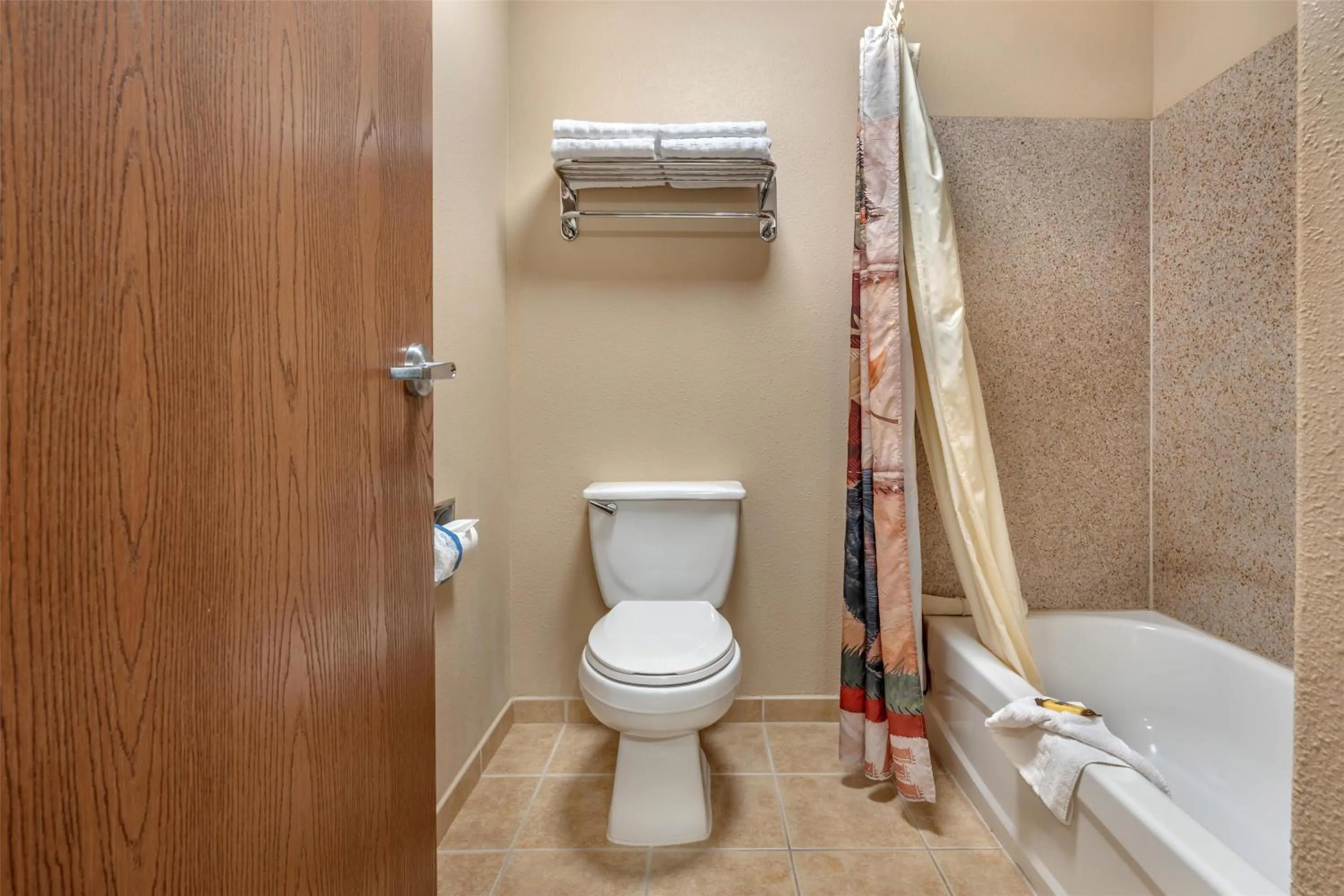 Bathroom in Best Western Plus Kelly Inn & Suites