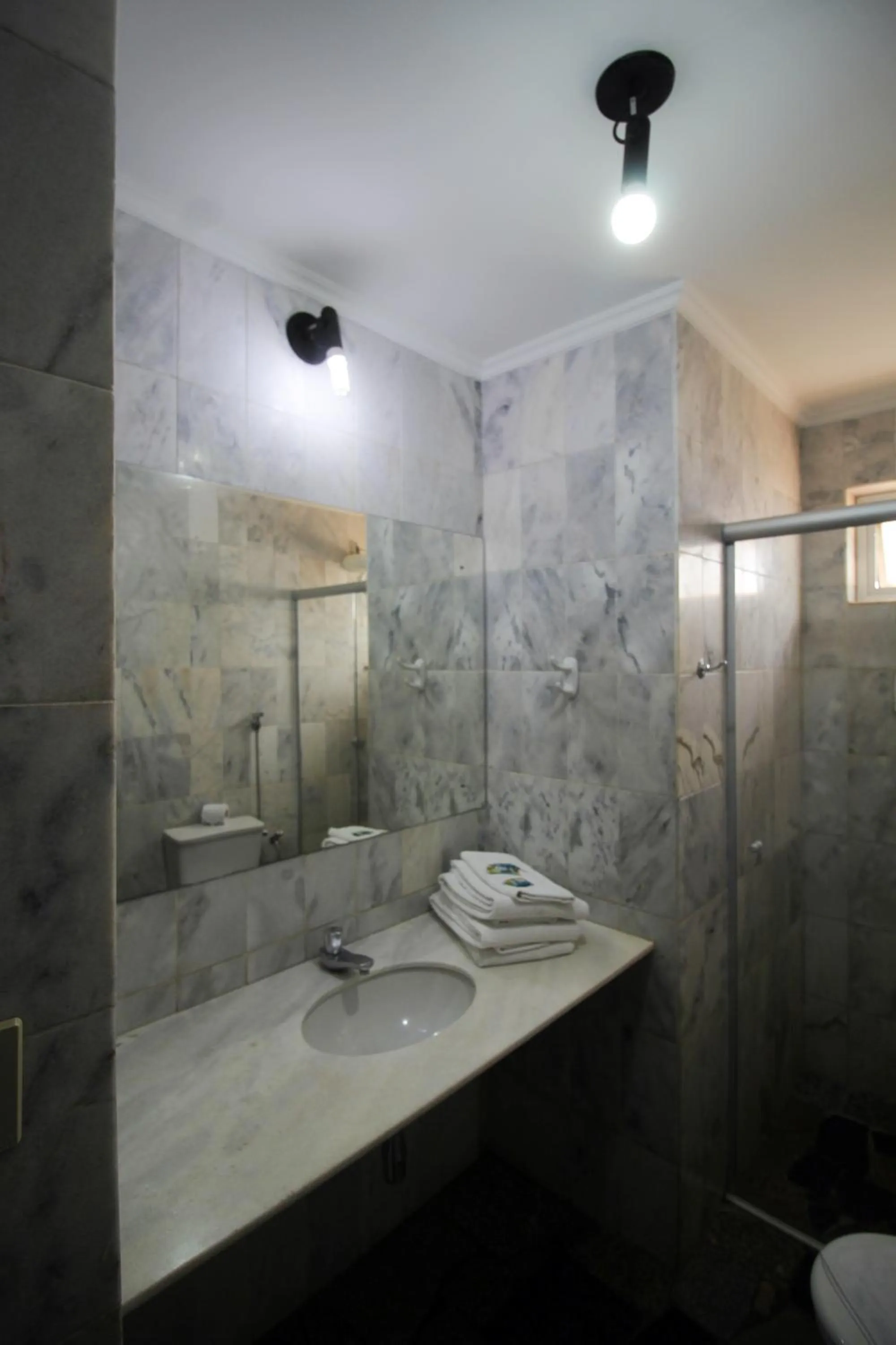 Bathroom in Pousada Água Eterna