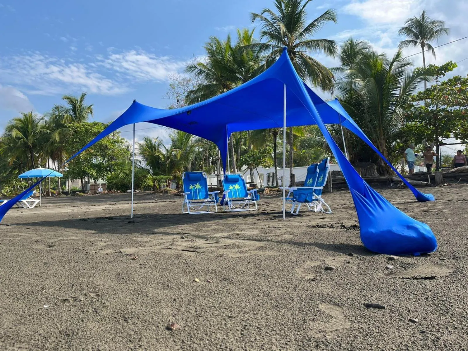 Beach in La Sirena Playa Jacó