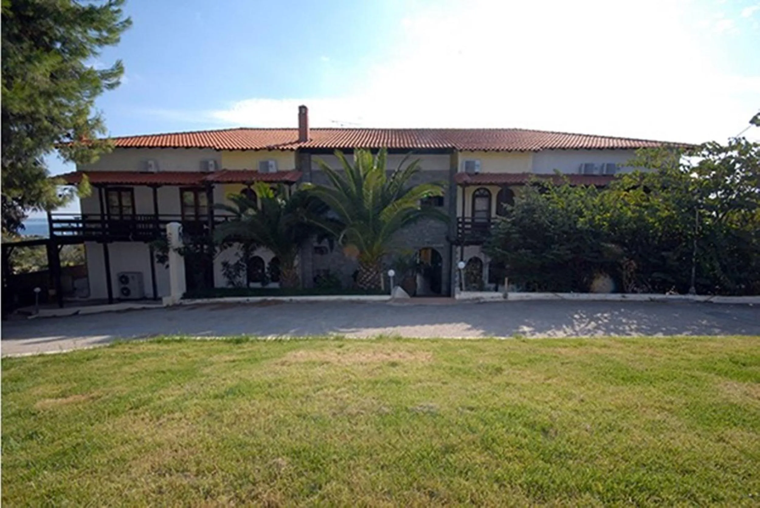 Facade/entrance in Porto Kalliali