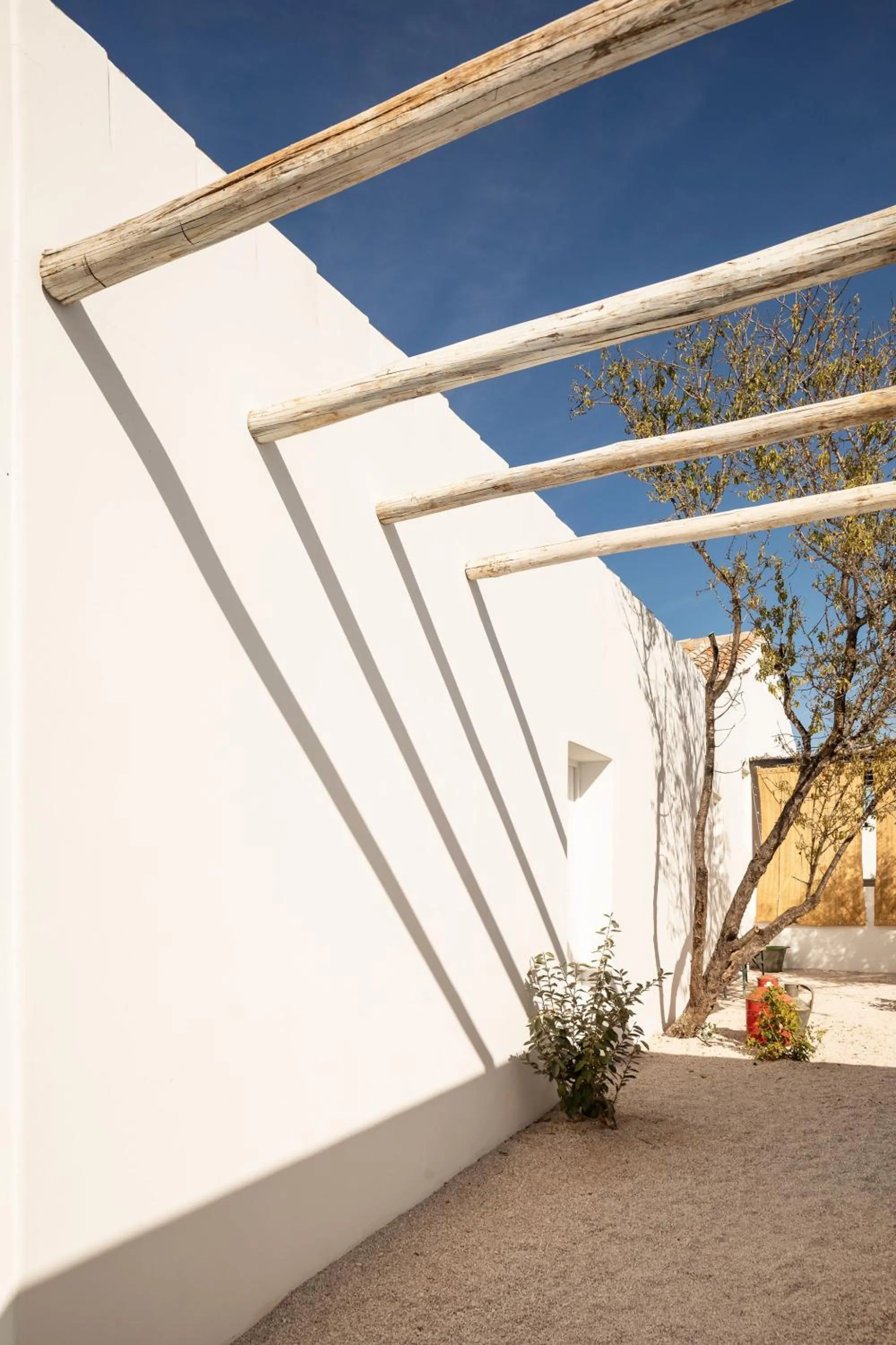 Property building in Hospedaria