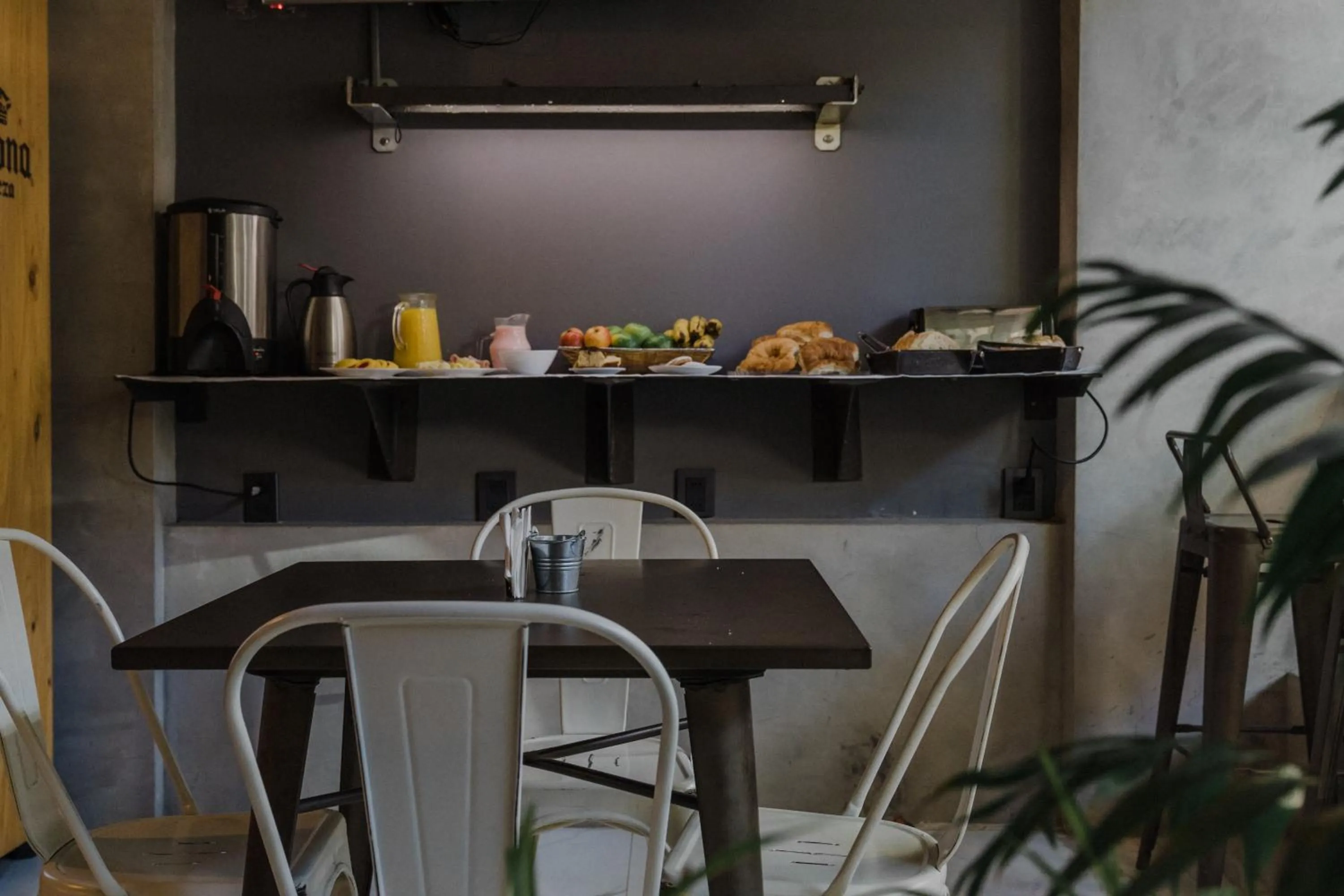 Breakfast in Quijano Hotel - Aparts & Suites