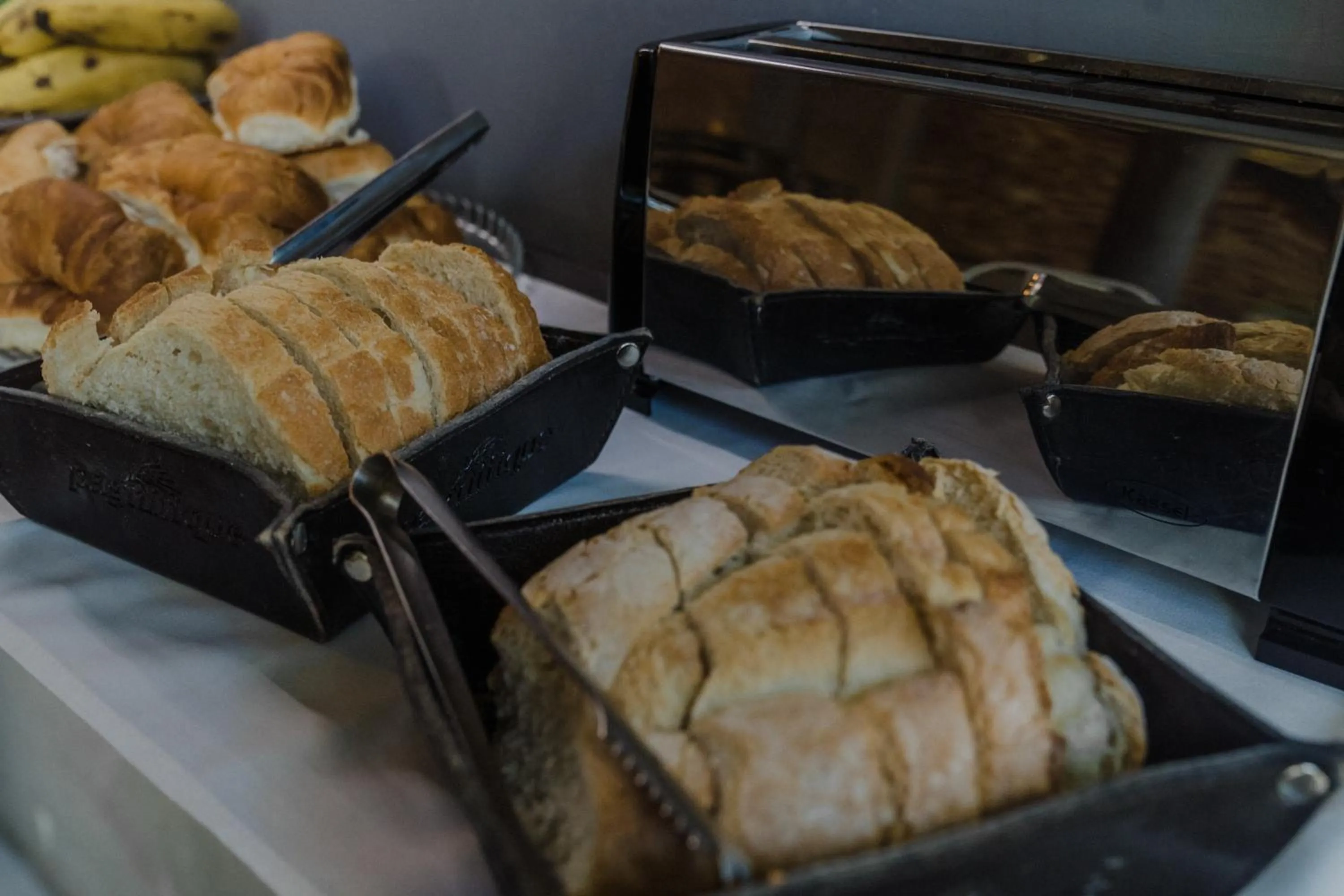 Breakfast in Quijano Hotel - Aparts & Suites