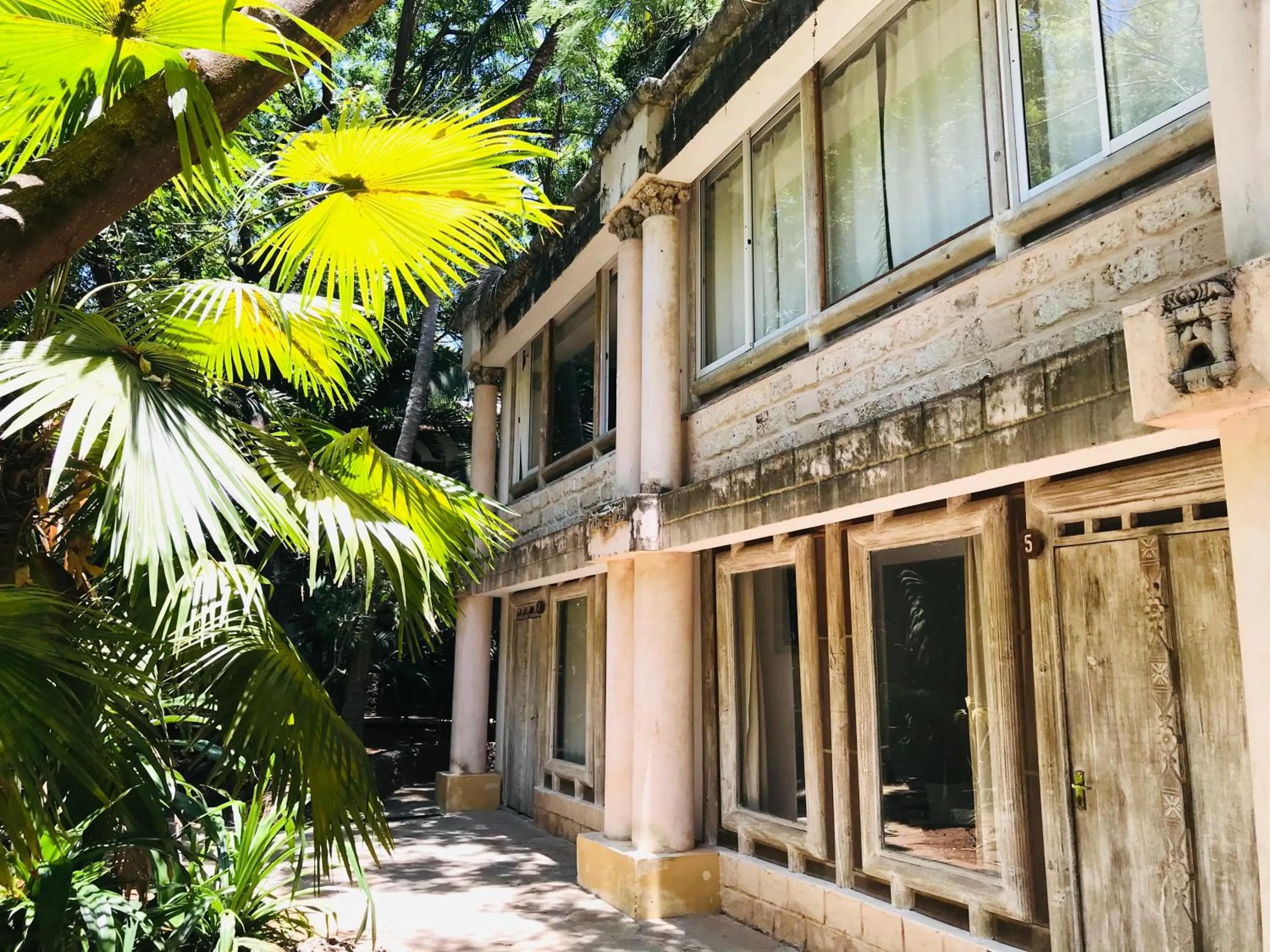 Property building in White Elephant Sea Lodge